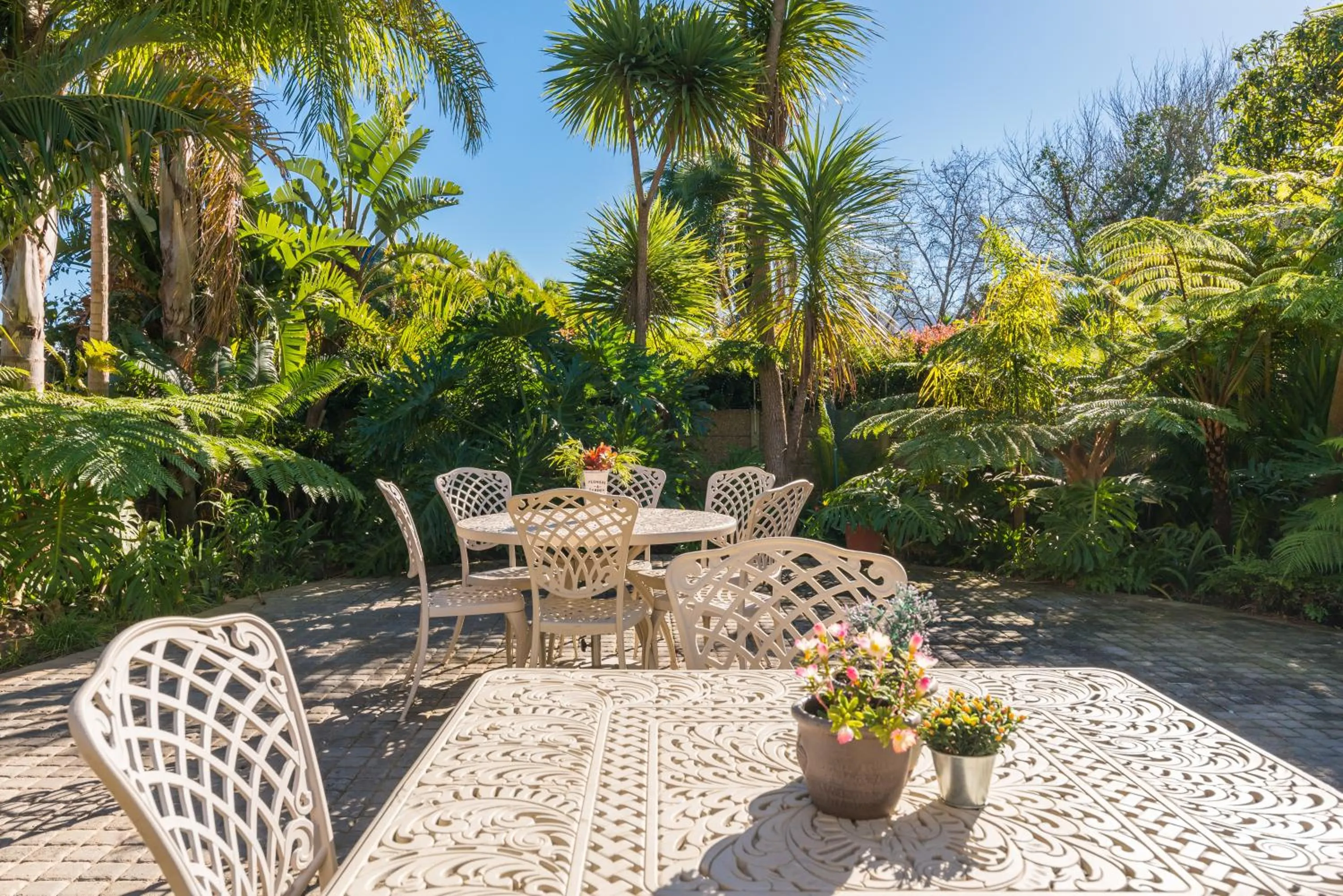 Garden in Caledon 23 Guest House