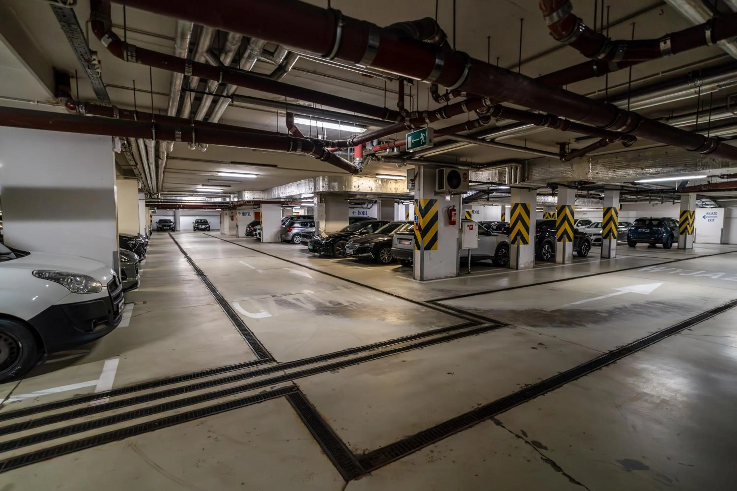 Parking in Ibis Szczecin Centrum