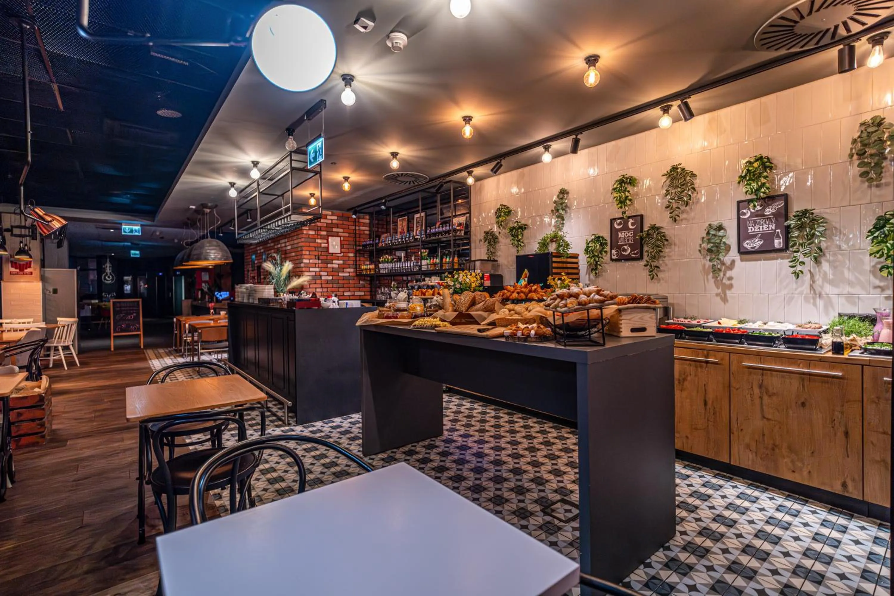 Buffet breakfast in Ibis Szczecin Centrum