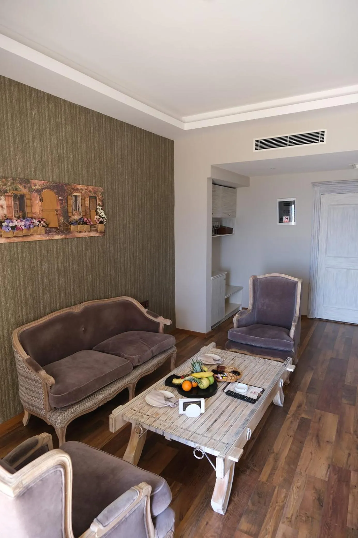 Living room in Azka Hotel