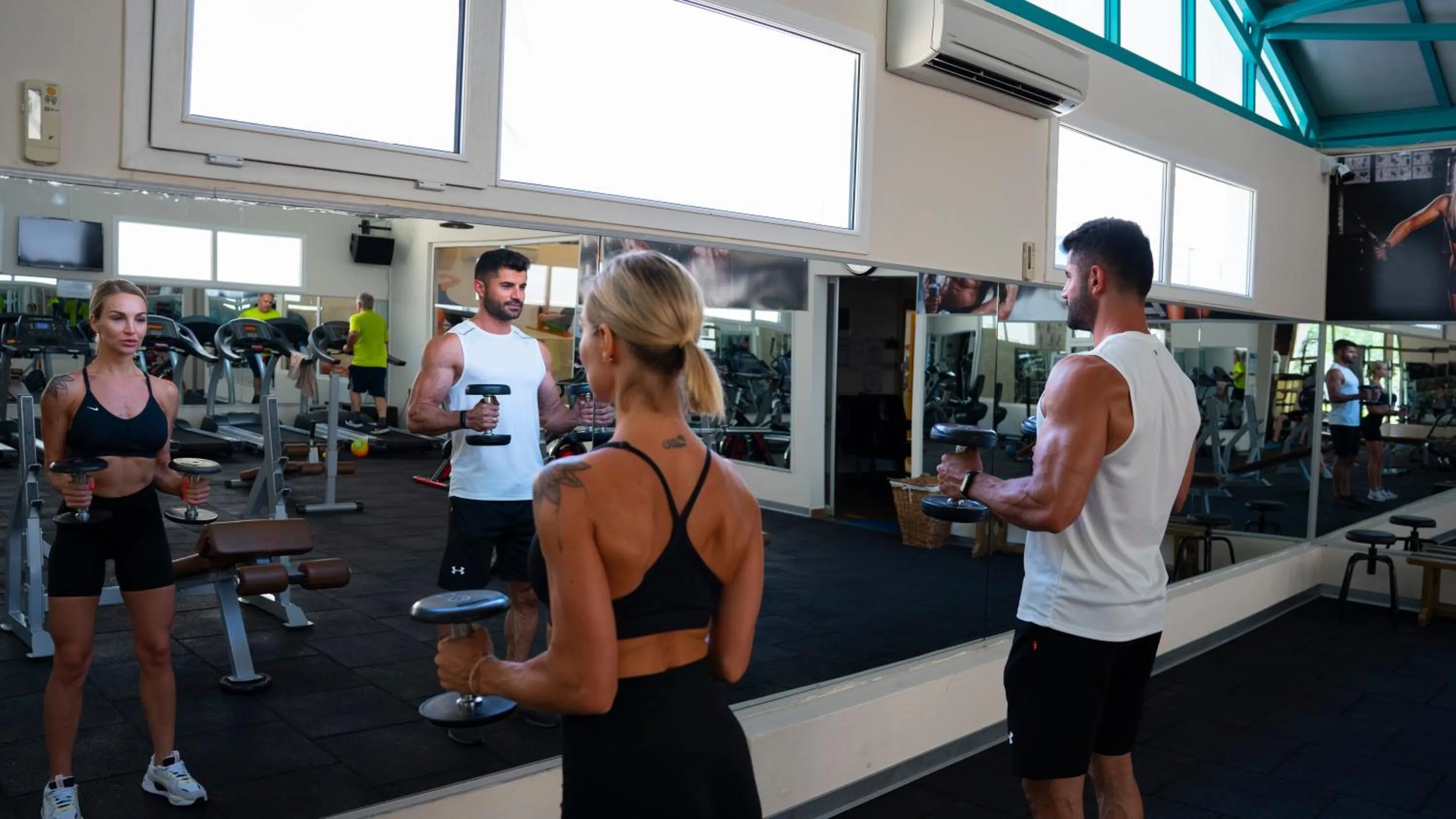 Fitness centre/facilities in Azka Hotel