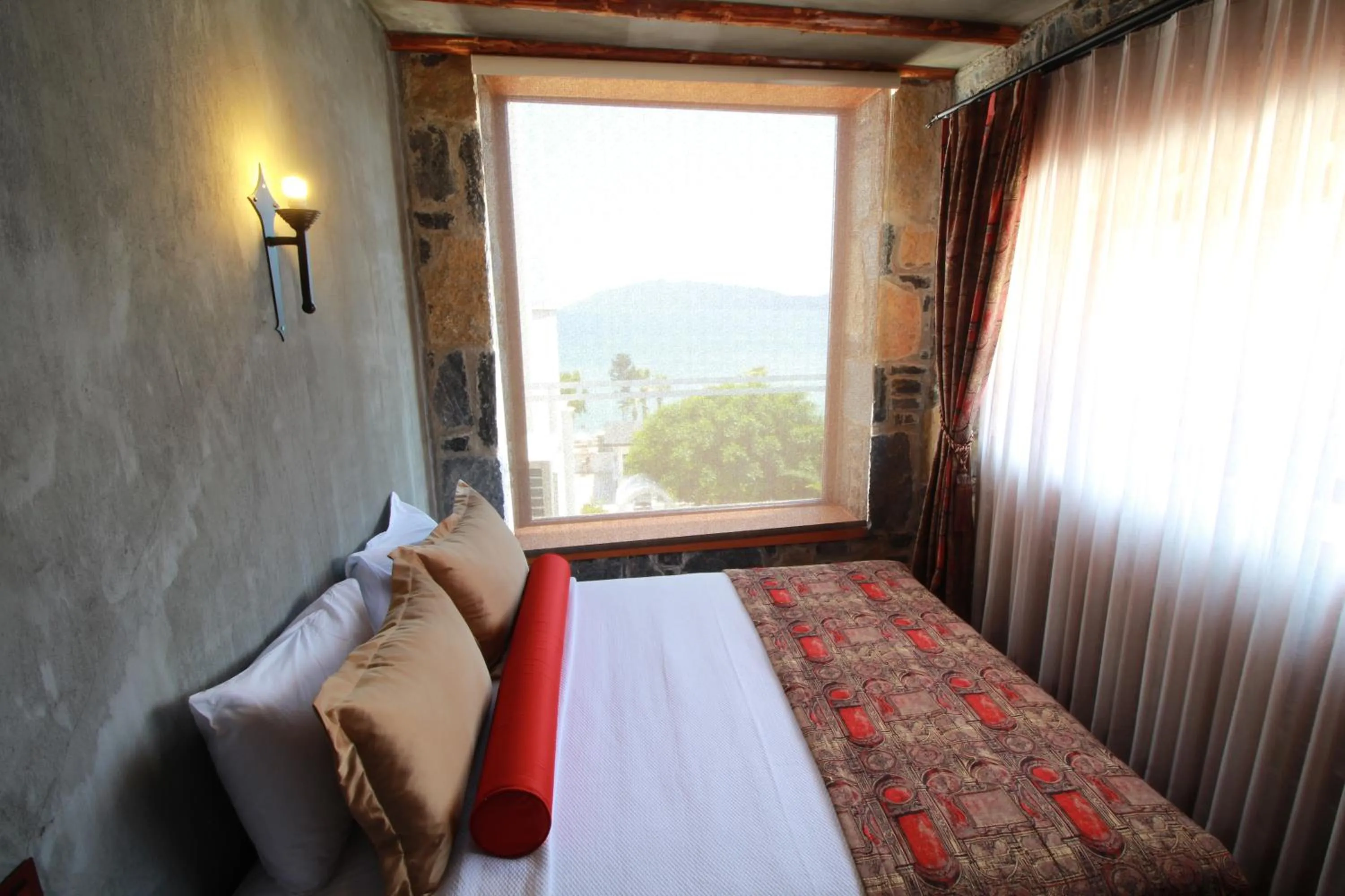 Bedroom, Bed in Azka Hotel