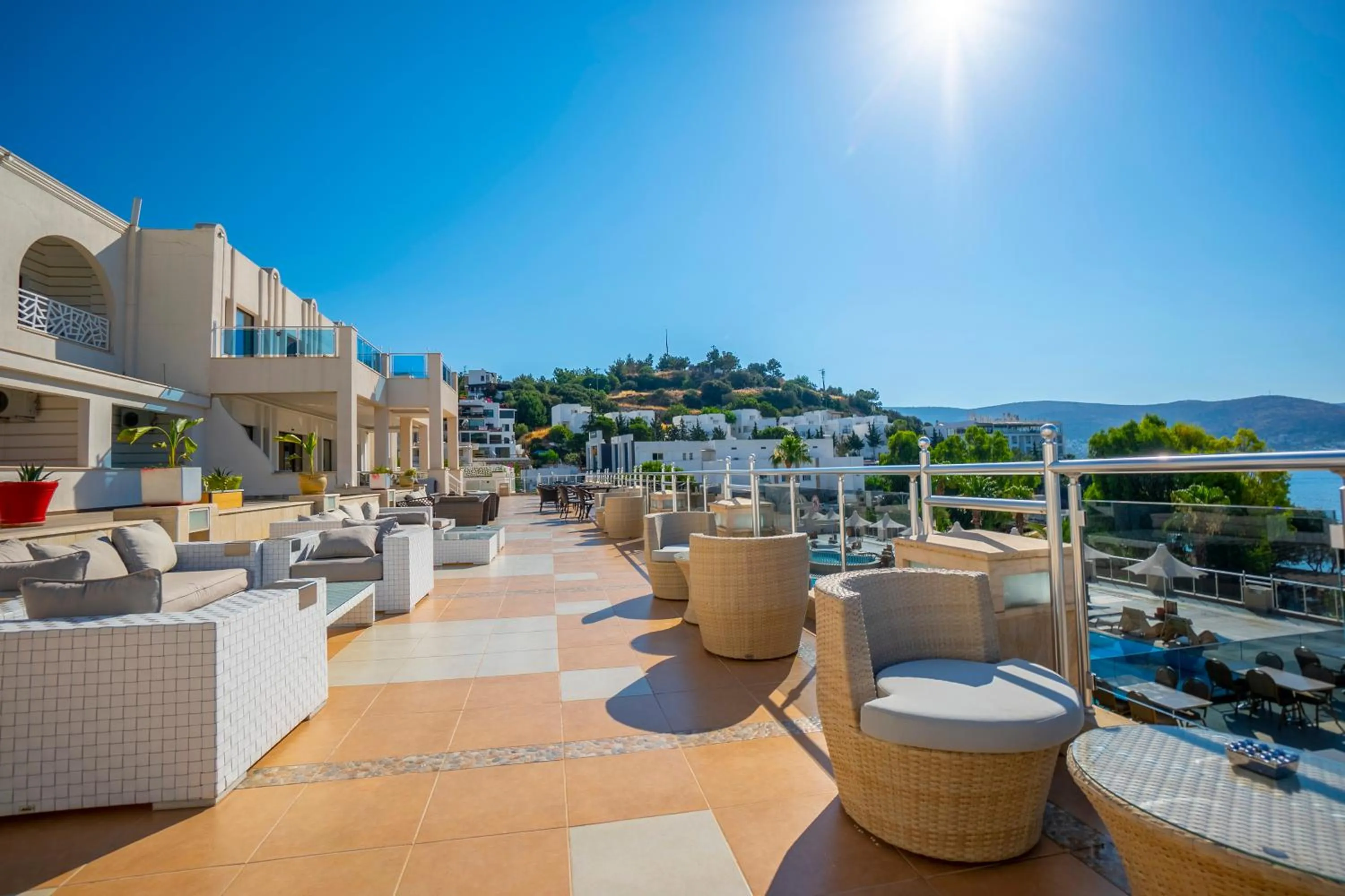 Balcony/Terrace in Azka Hotel