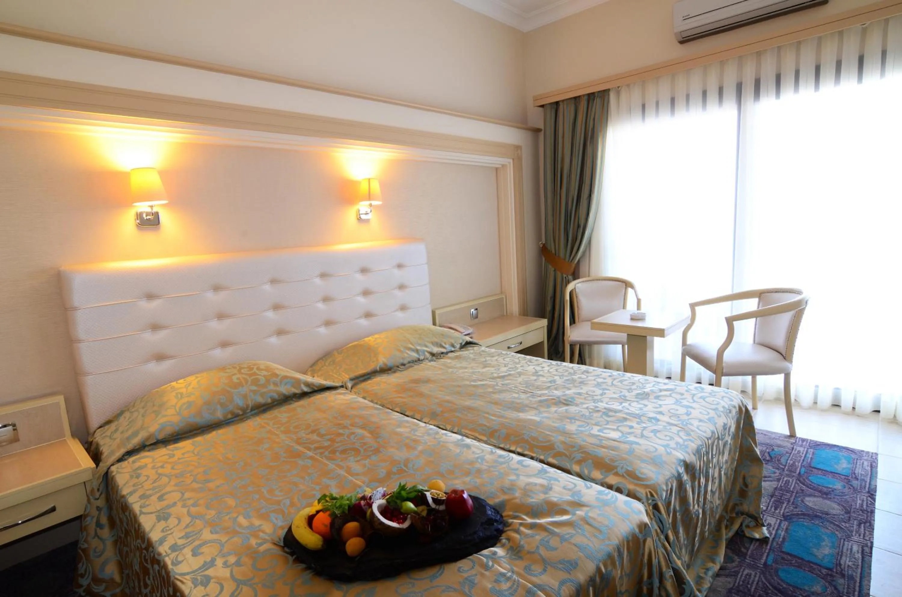 Photo of the whole room, Bed in Azka Hotel