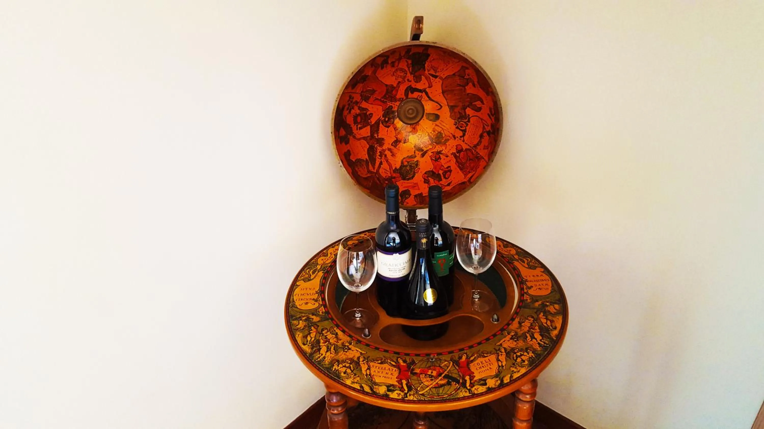 Decorative detail in Attico Barocco