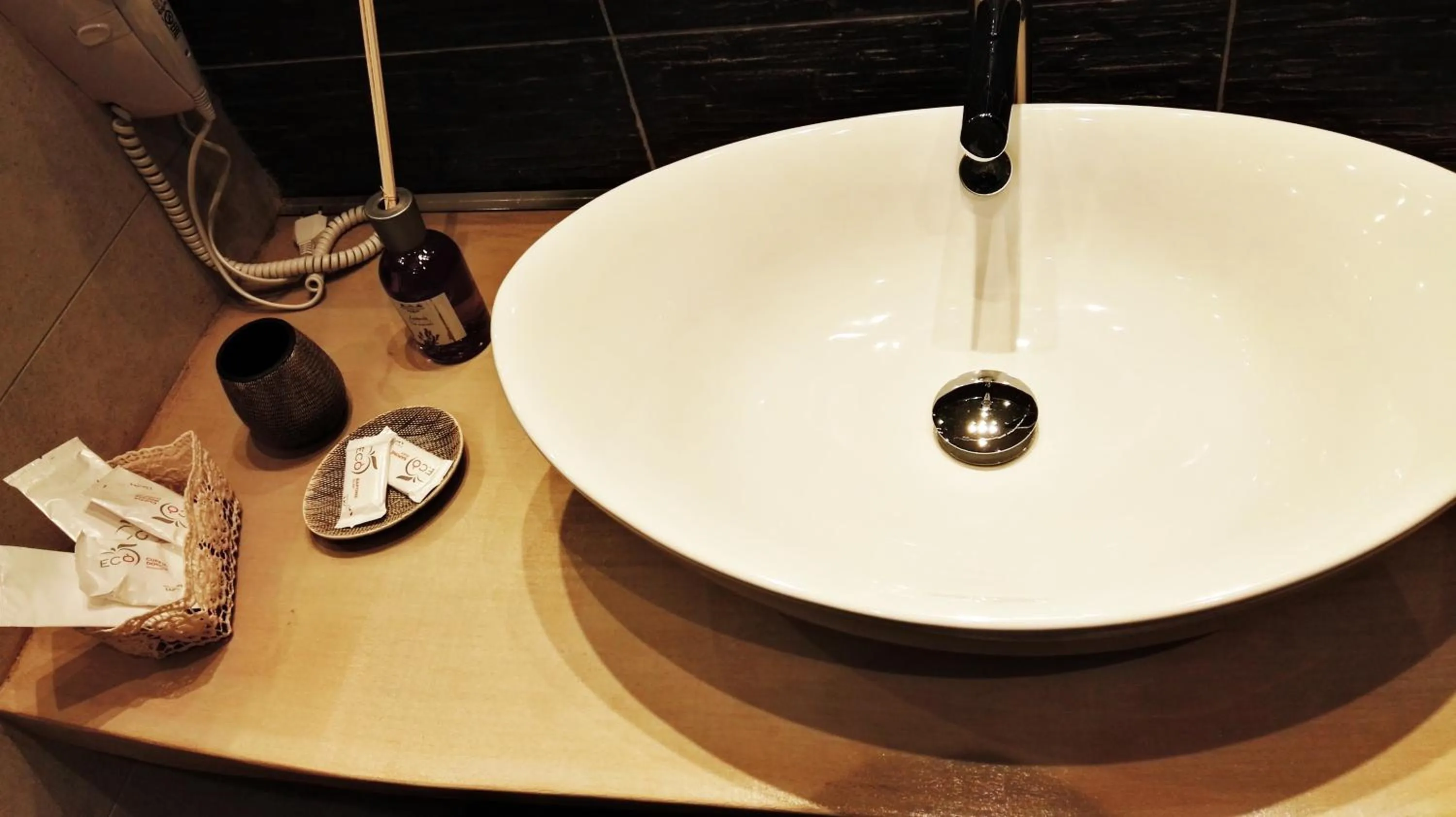 Shower in Attico Barocco