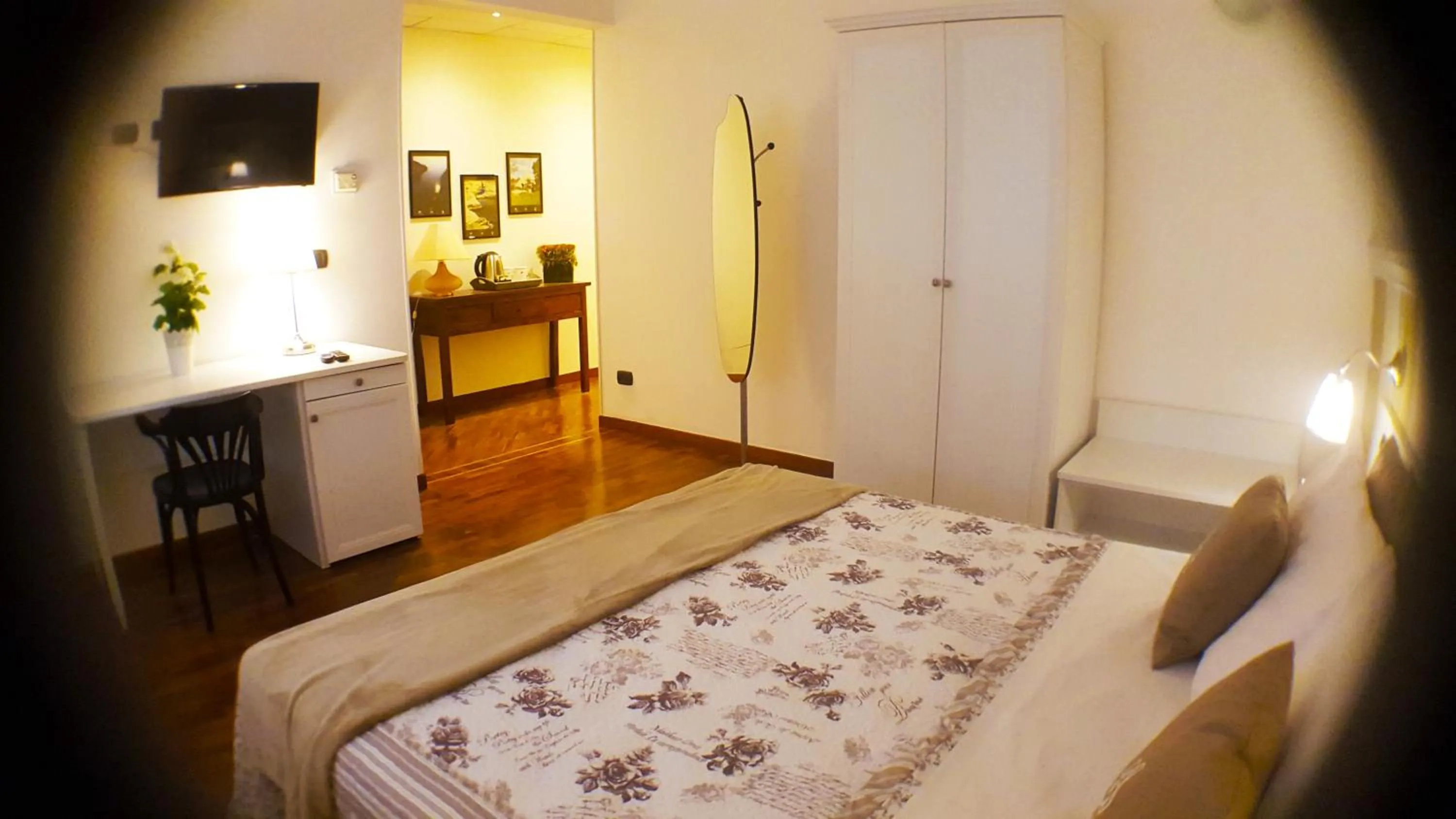 Bed in Attico Barocco