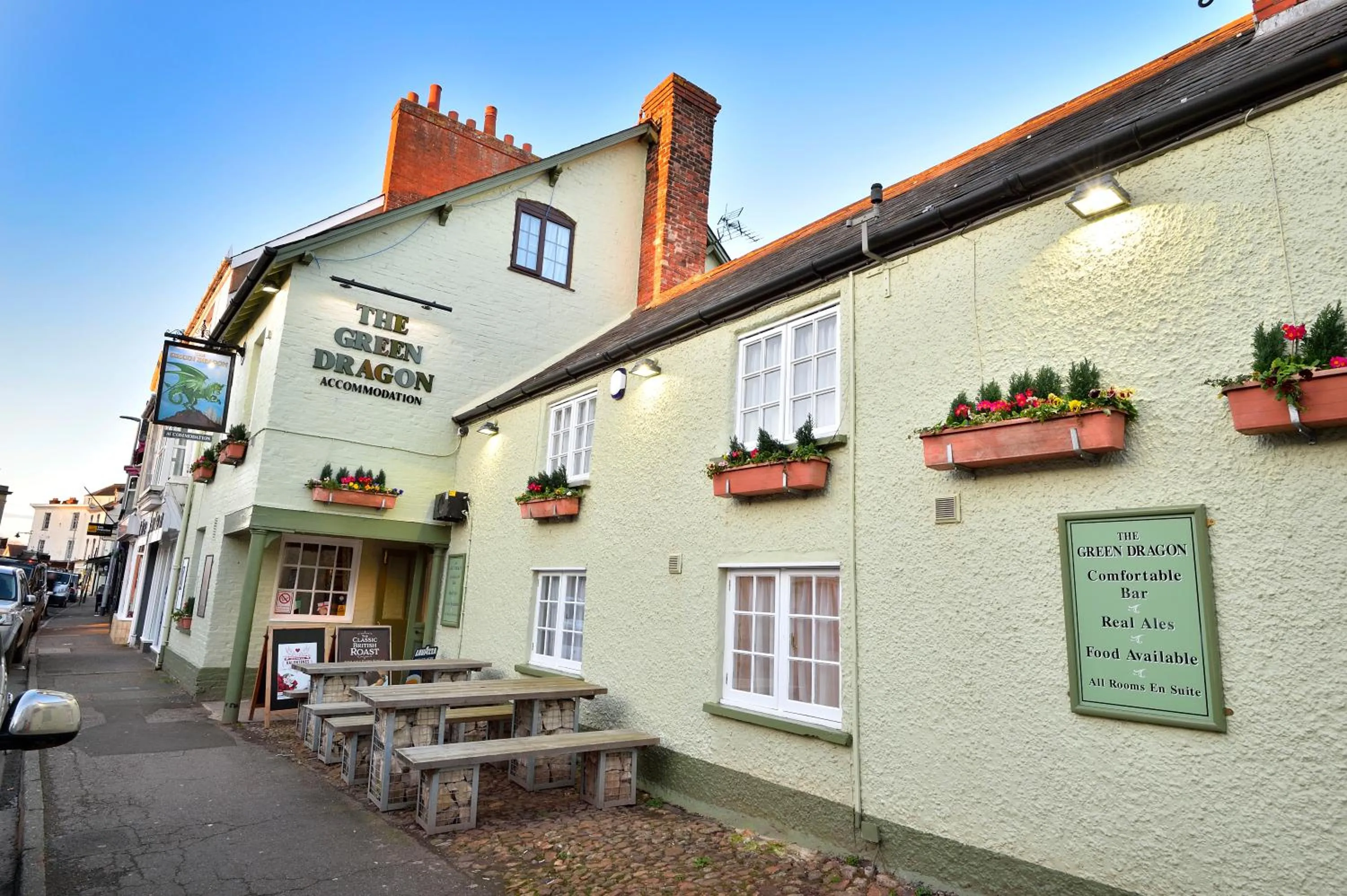 Facade/entrance in The Green Dragon