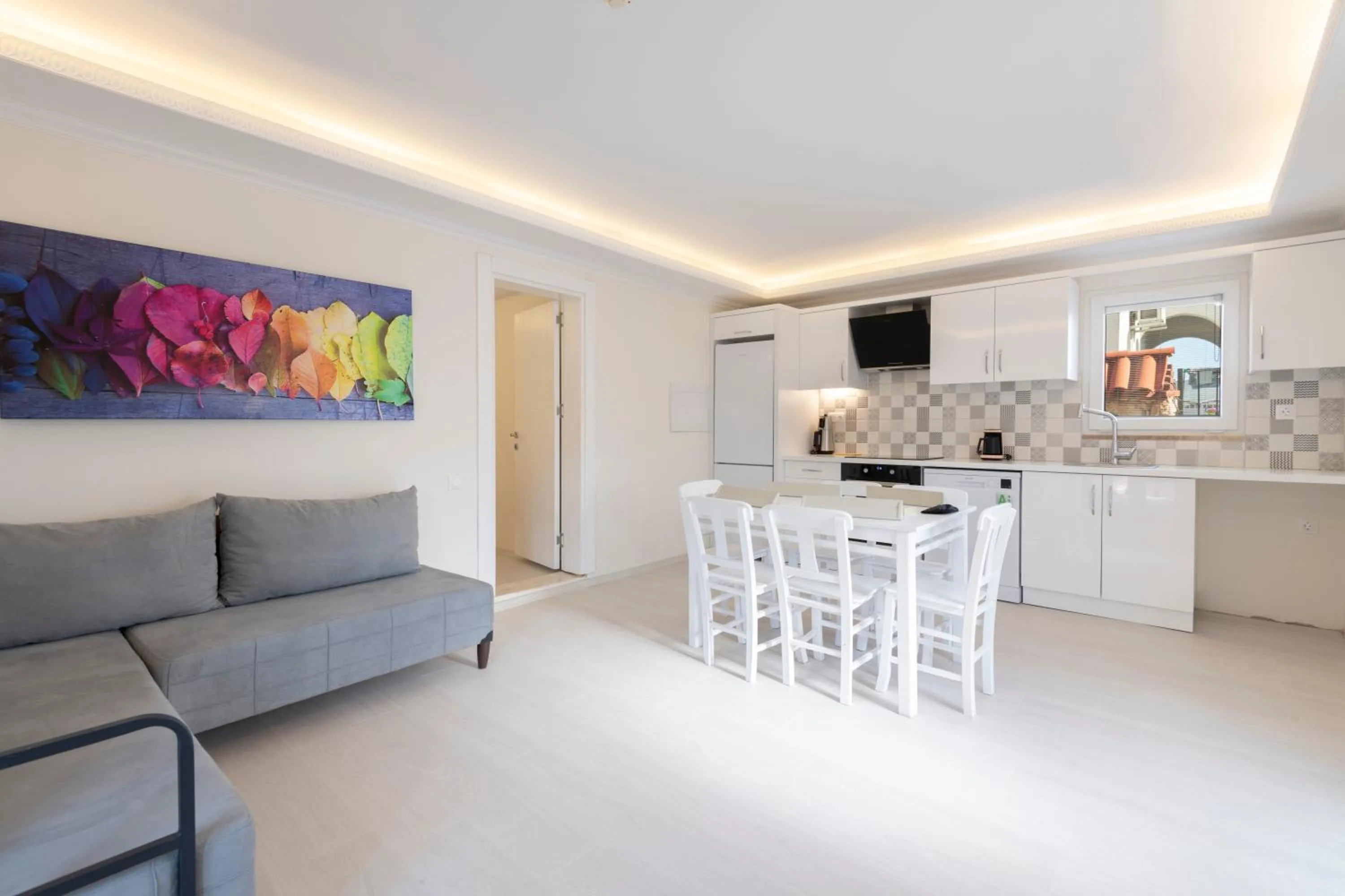 Seating area in Soothe Hotel