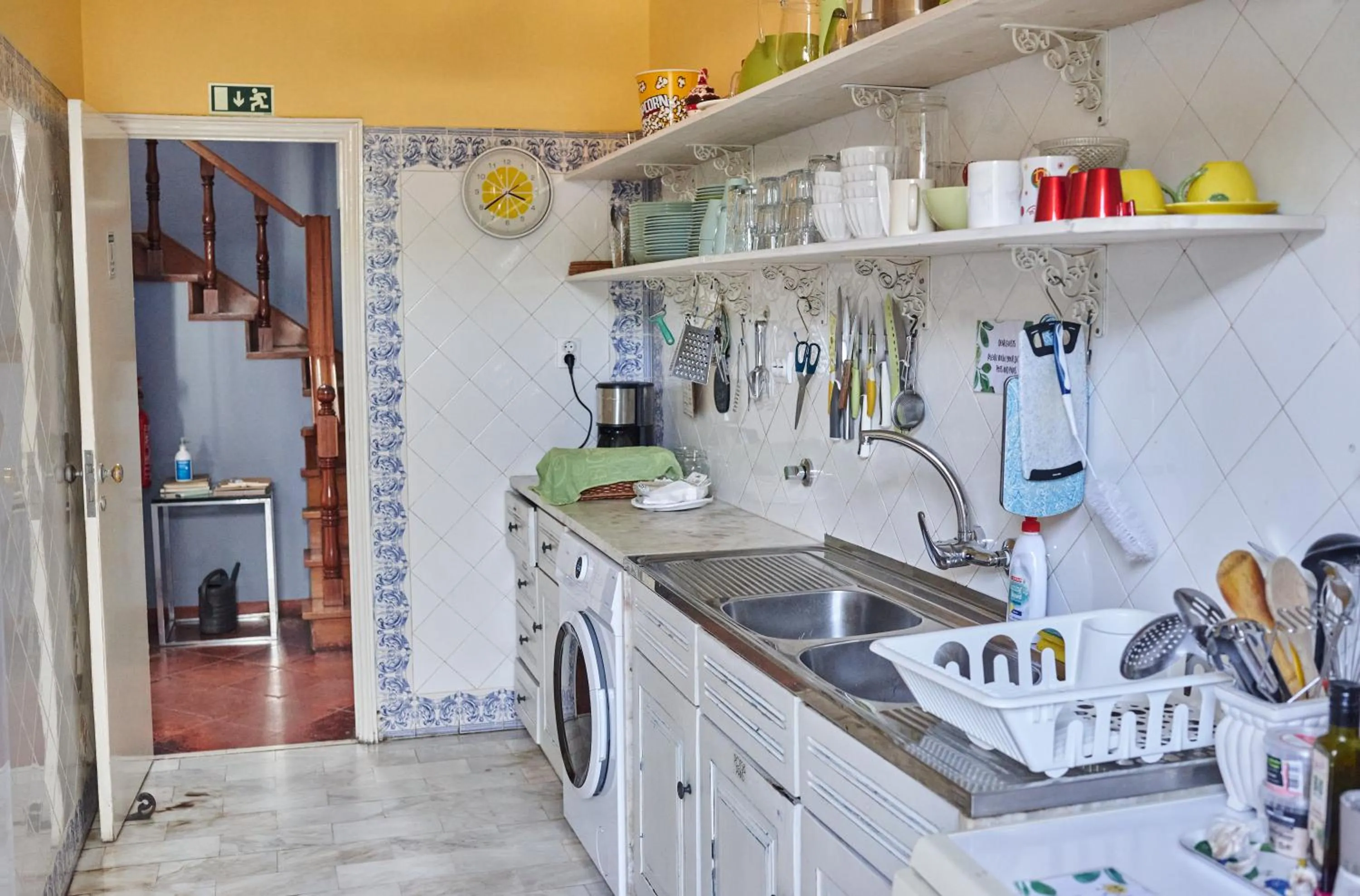 Kitchen or kitchenette in Eco Ljmonade Hostel