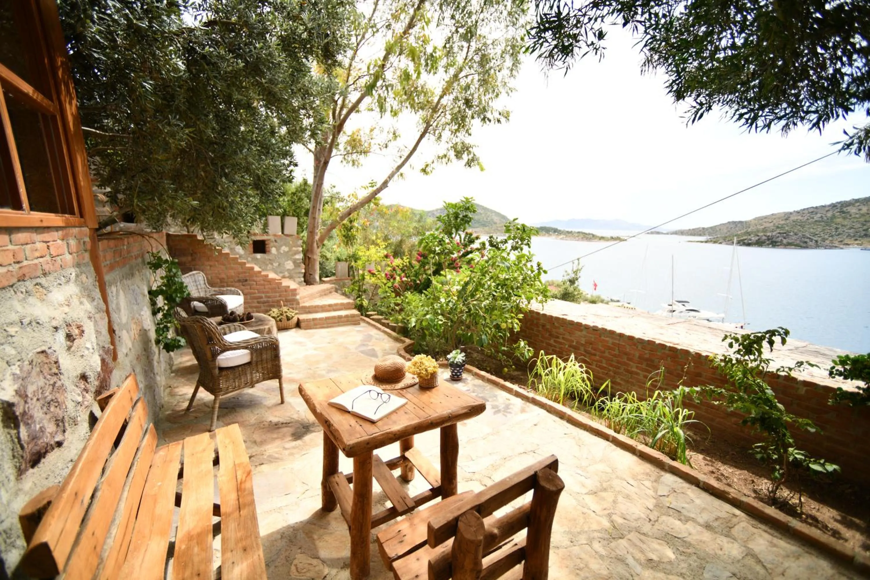 Karia Bel - Adult Only +12