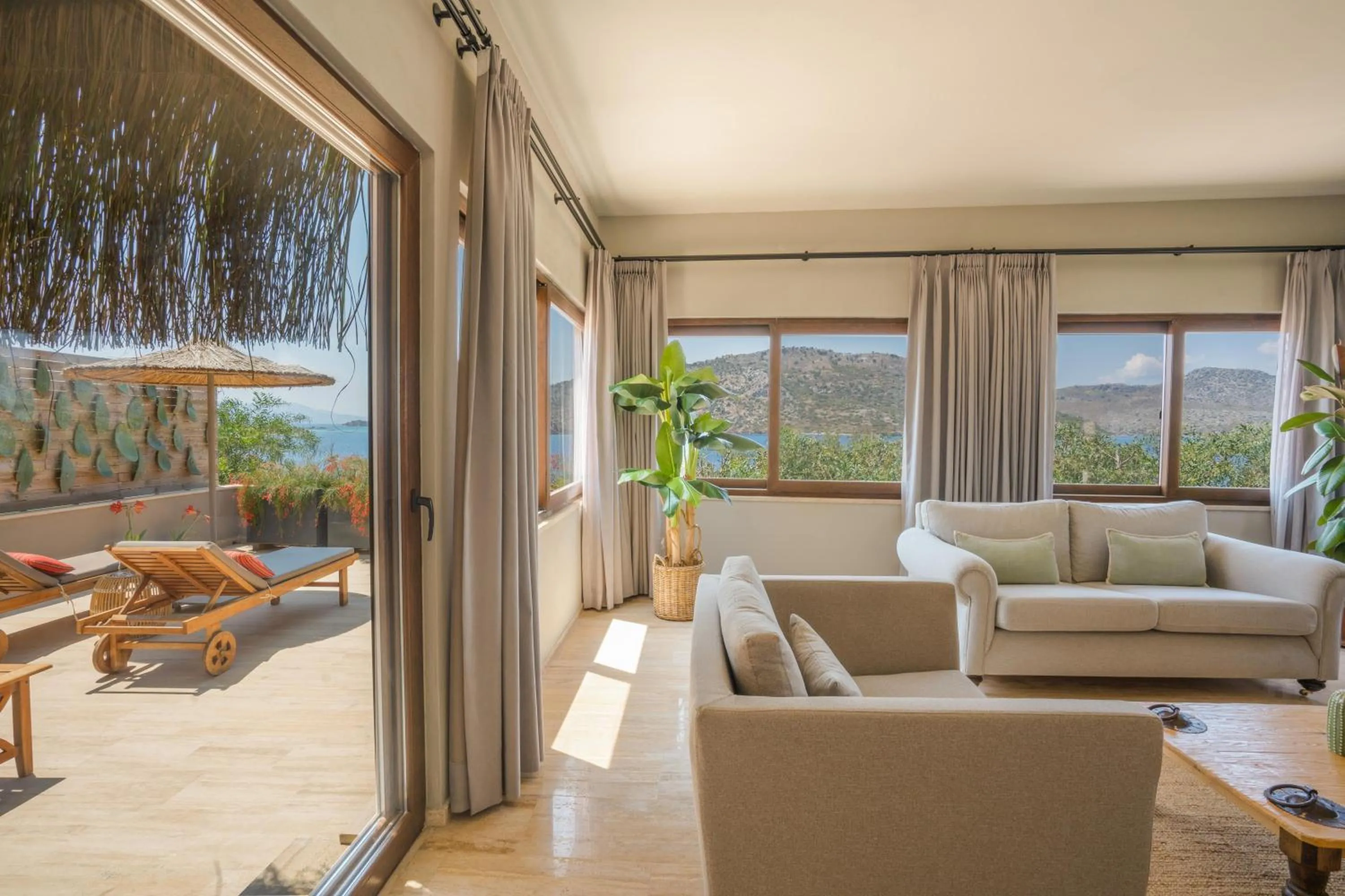 Karia Bel - Adult Only +12