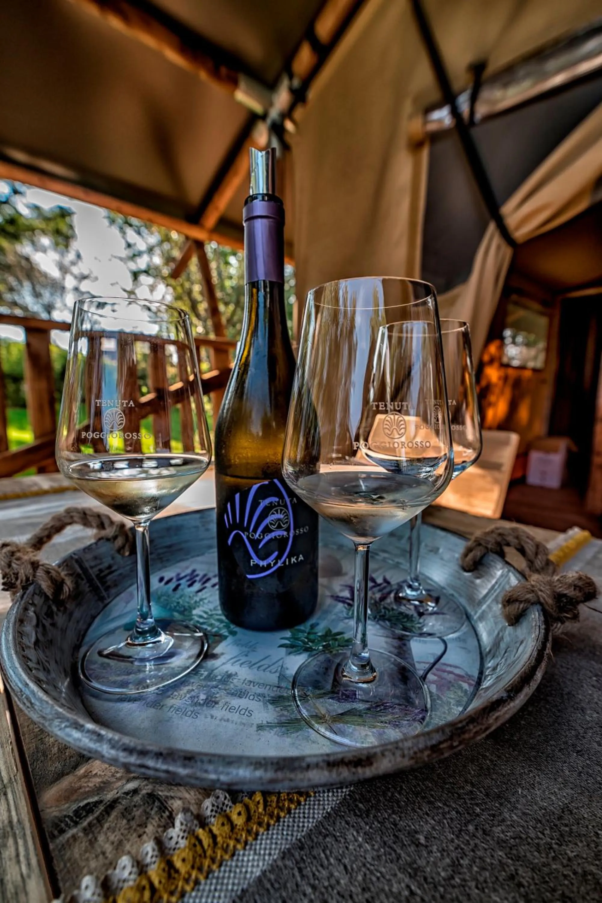 Alcoholic drinks in Glamping Tenuta Poggio Rosso