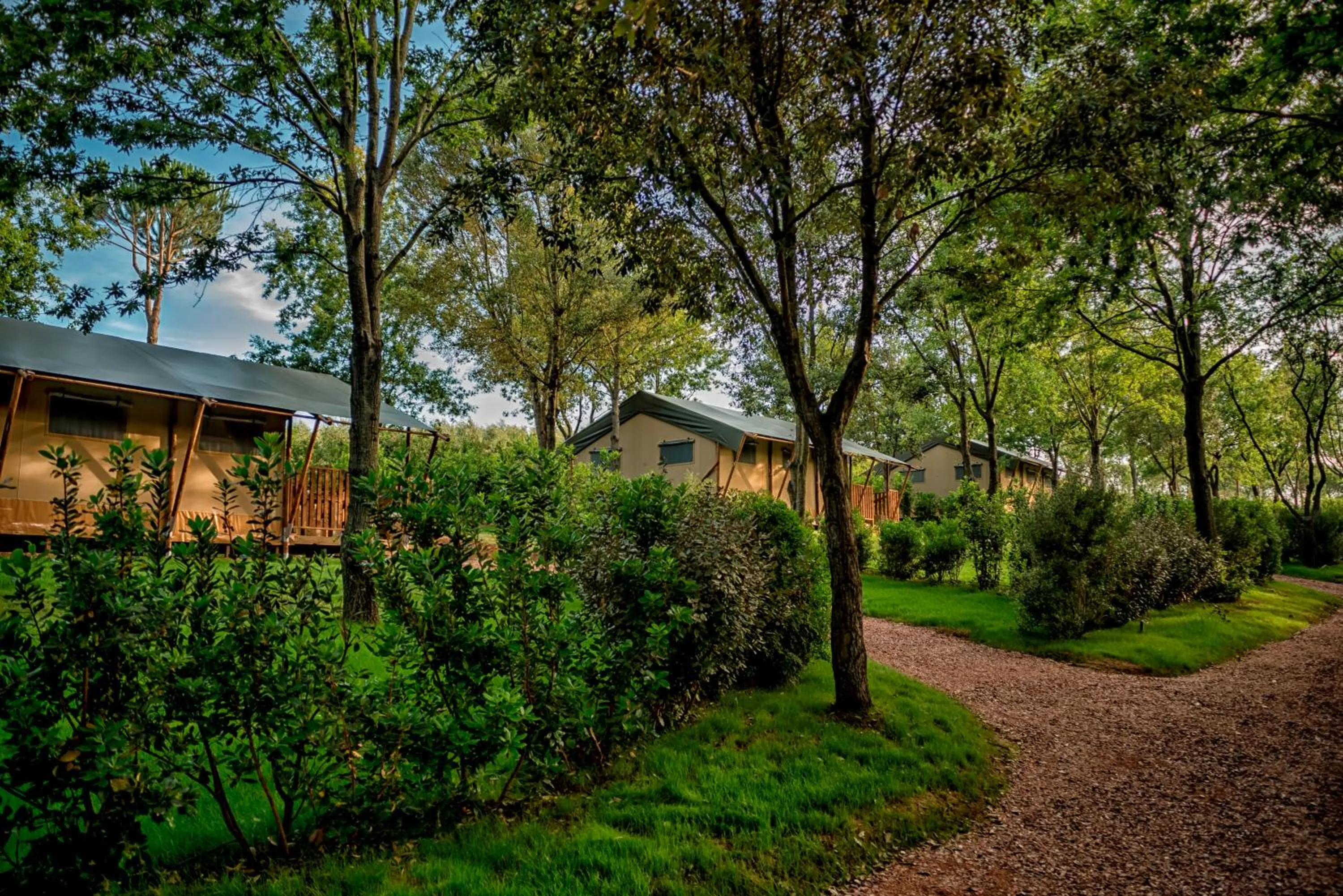 Property building in Glamping Tenuta Poggio Rosso