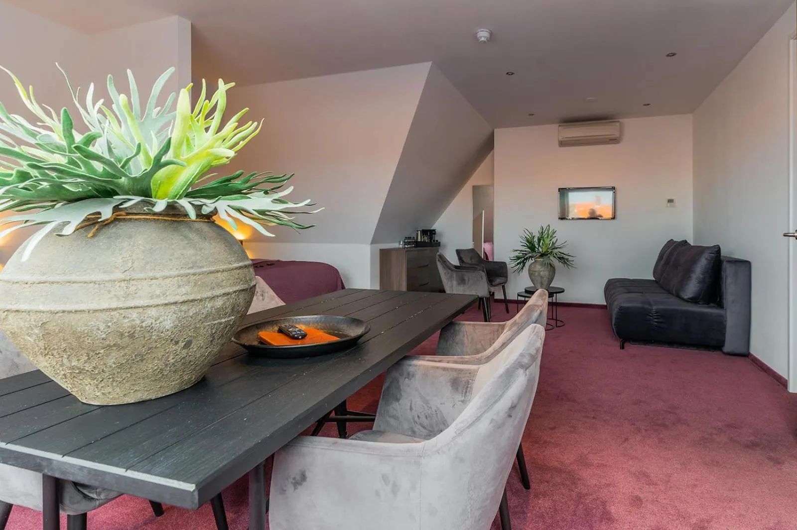 Seating area in Hotel Bru