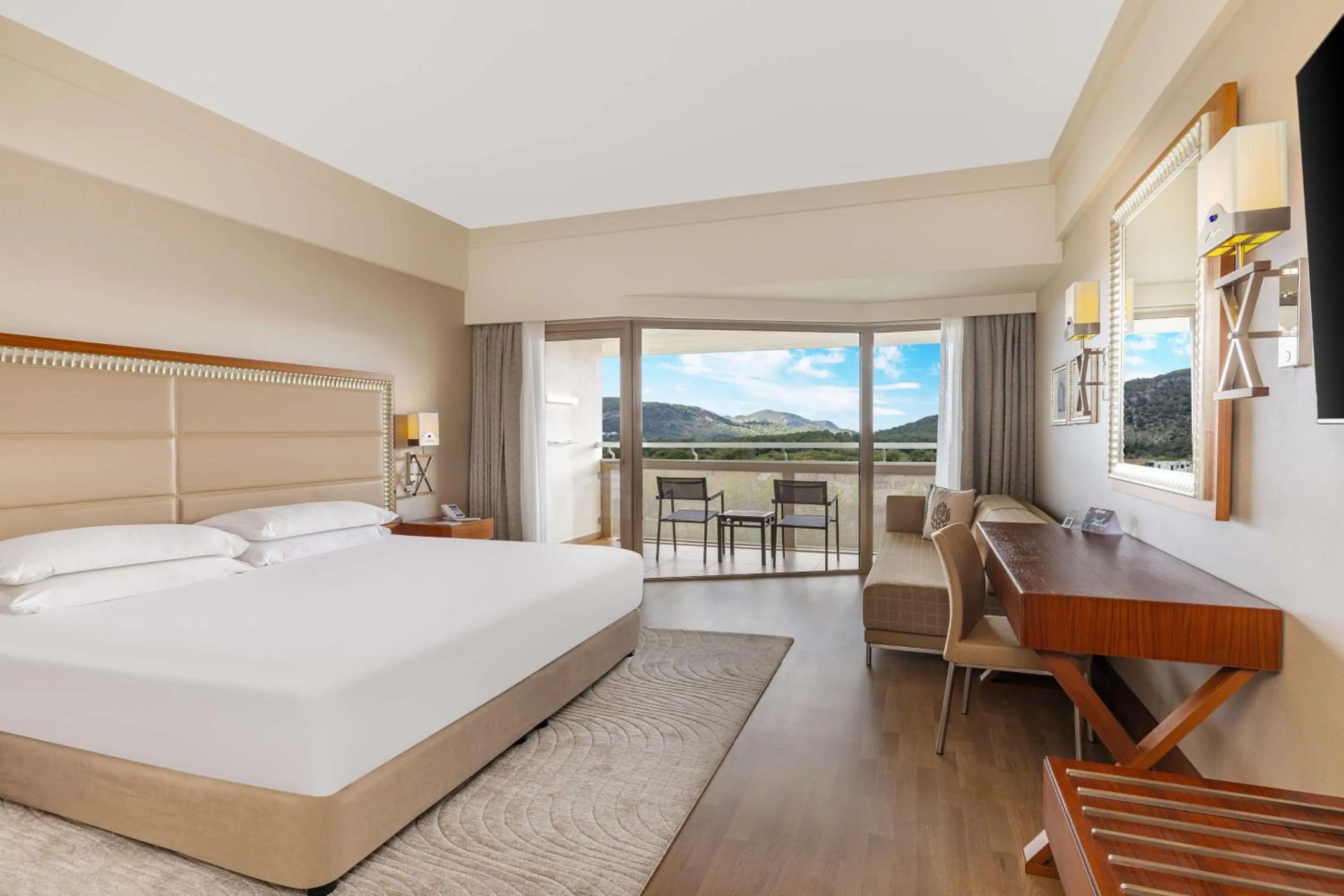 Bed in Hilton Dalaman Sarigerme Resort & Spa