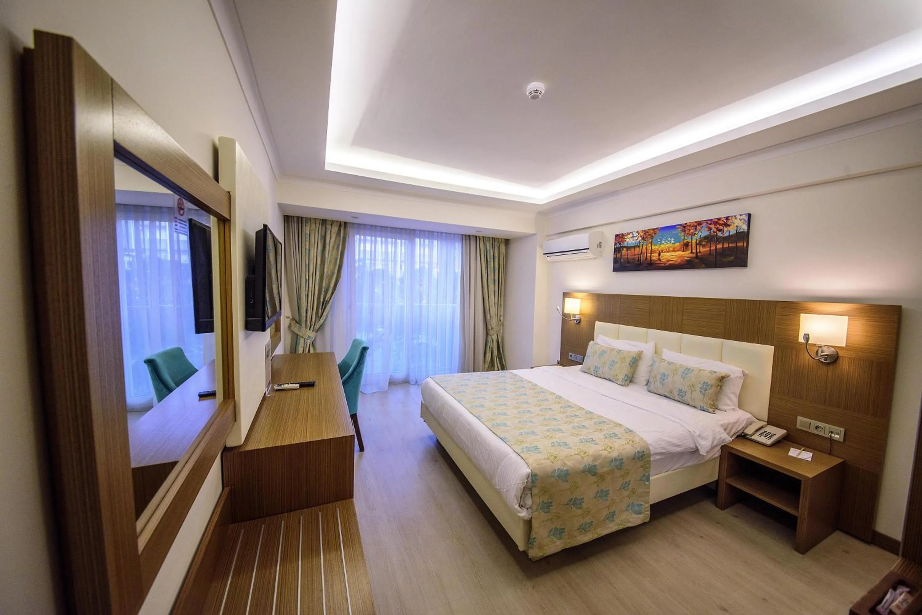Photo of the whole room, Bed in Yeniceri City Hotel