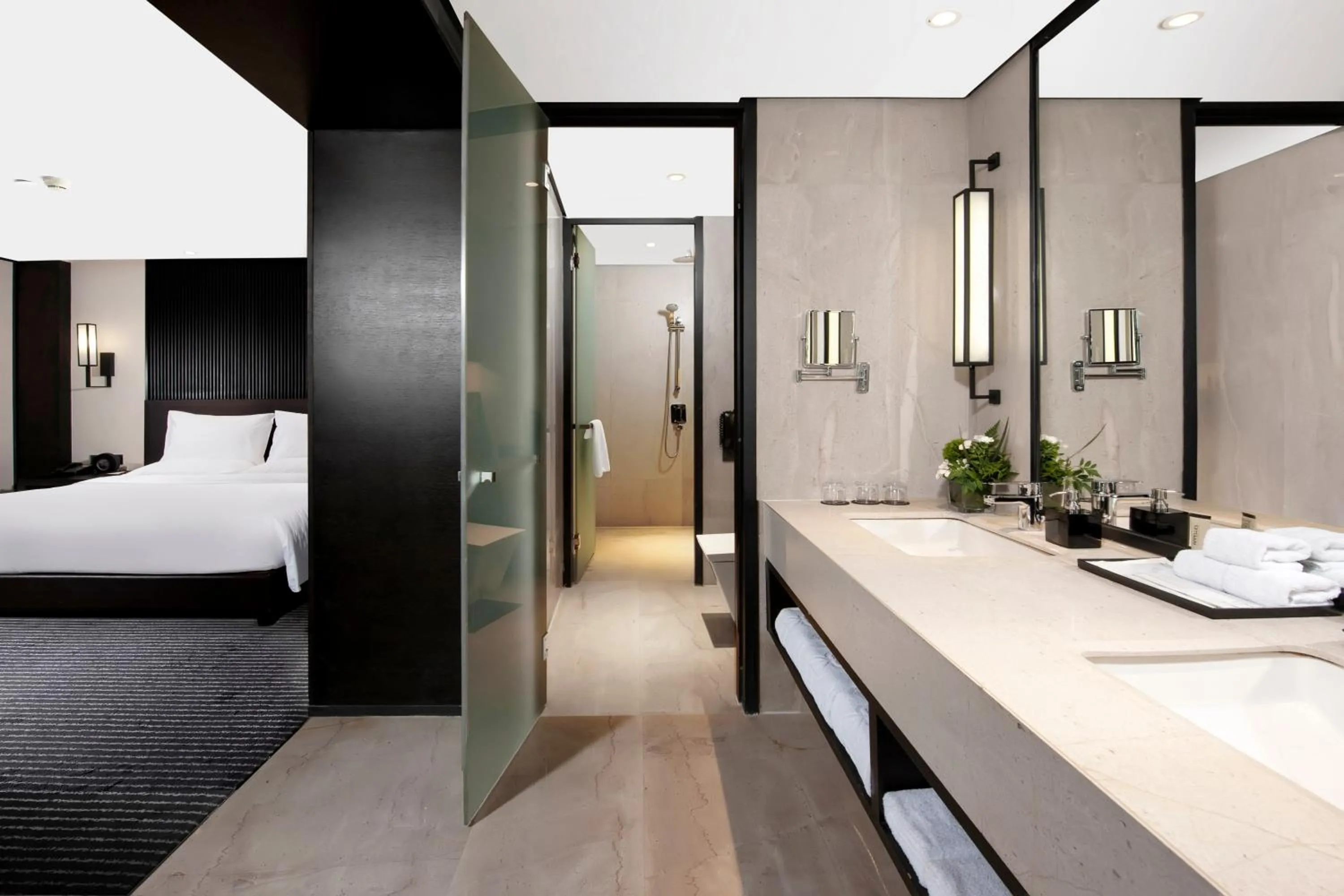 Bathroom, Bed in Eastern House Xi'an