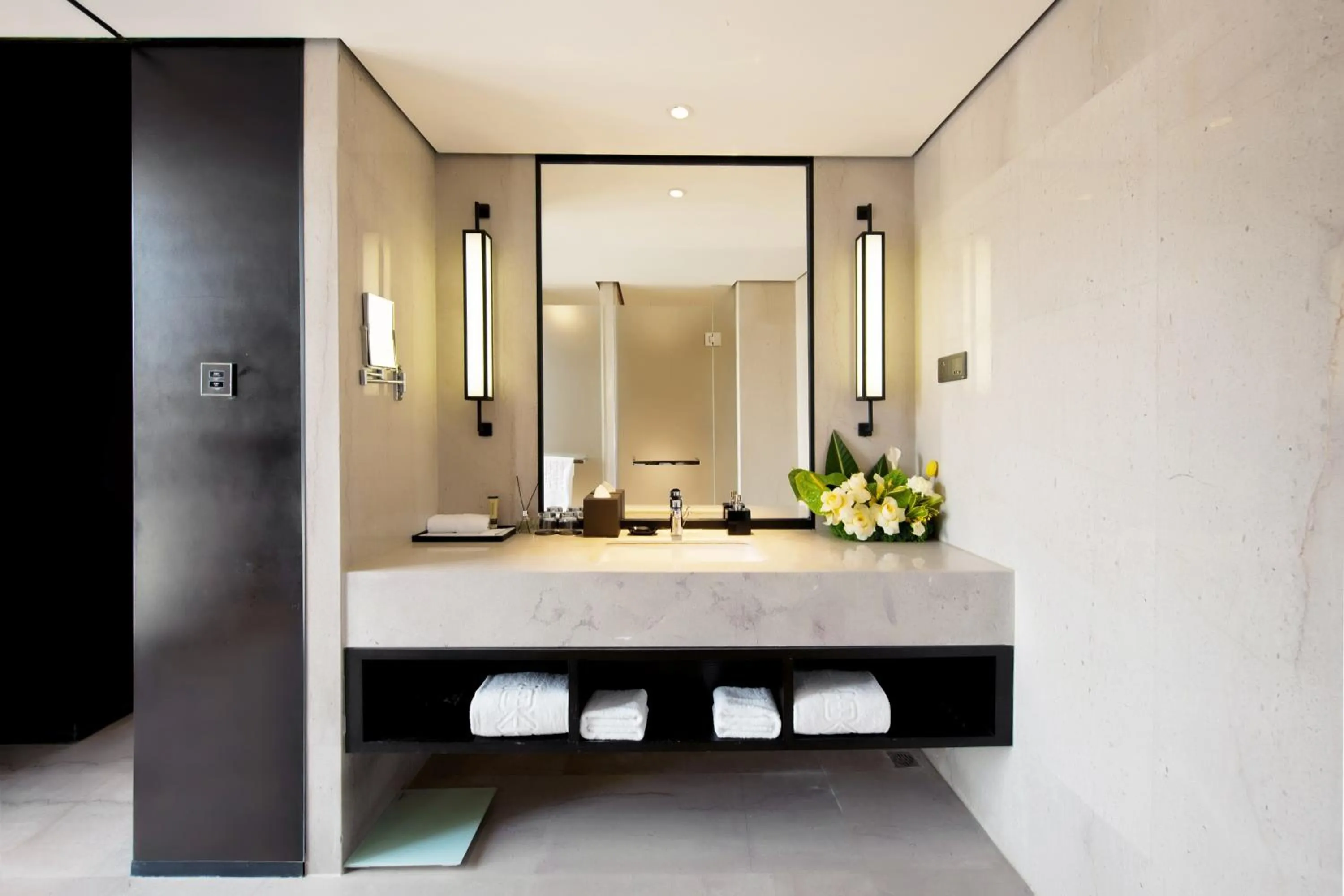 Bathroom in Eastern House Xi'an