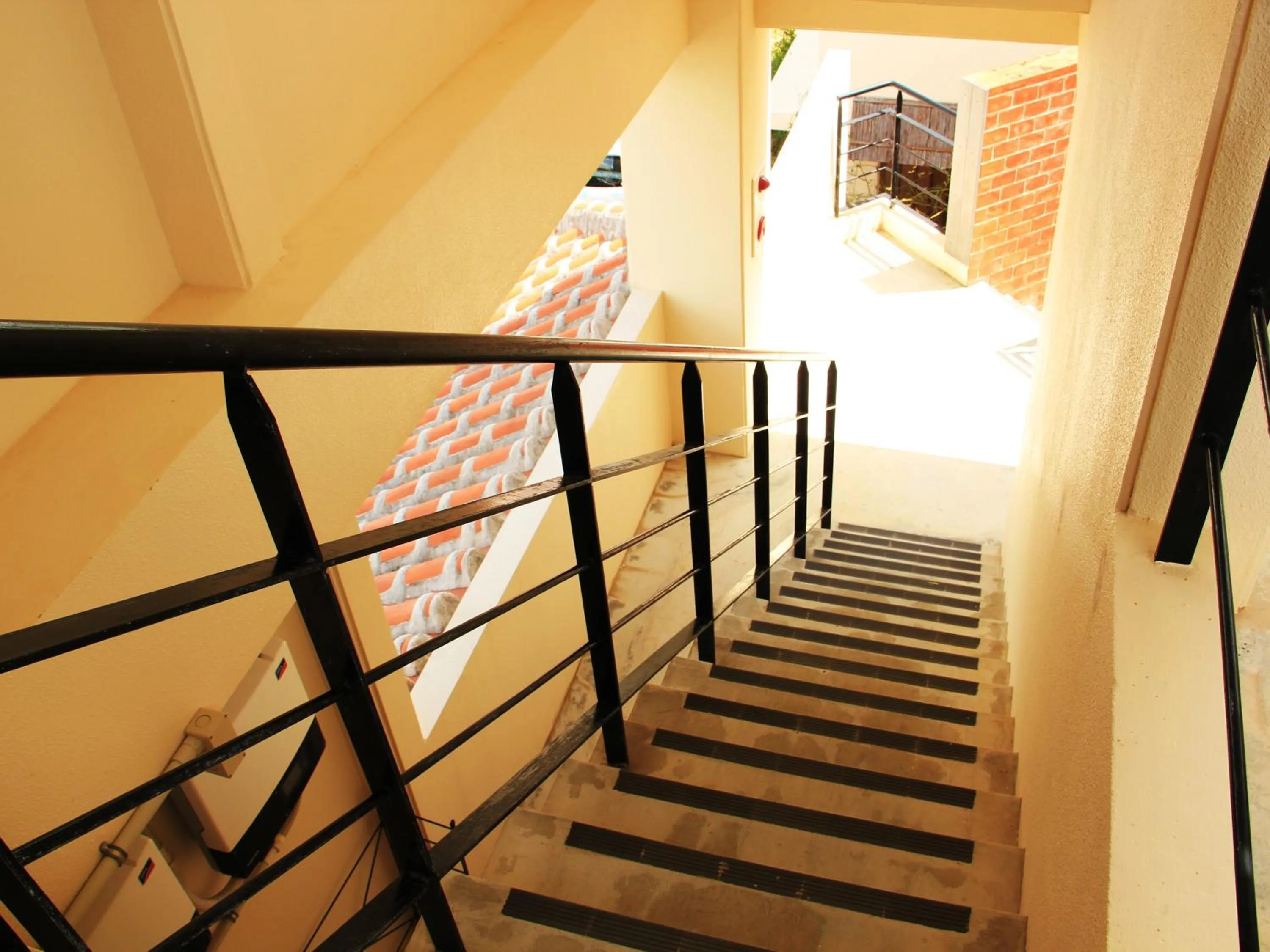 Area and facilities in Kariyushi Condominium Ocean Hills Chouraku Stay