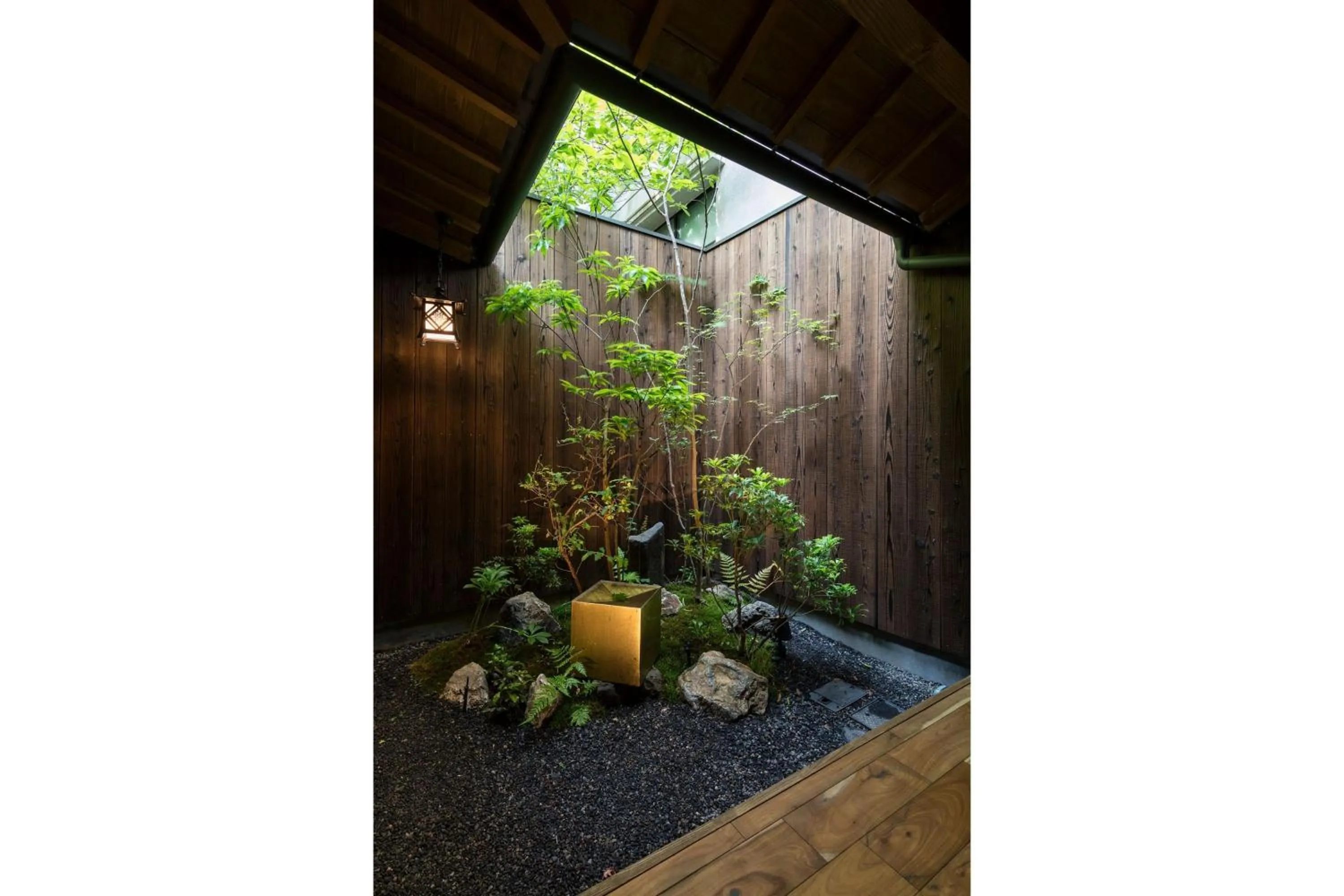 Garden in Natsume an Machiya House