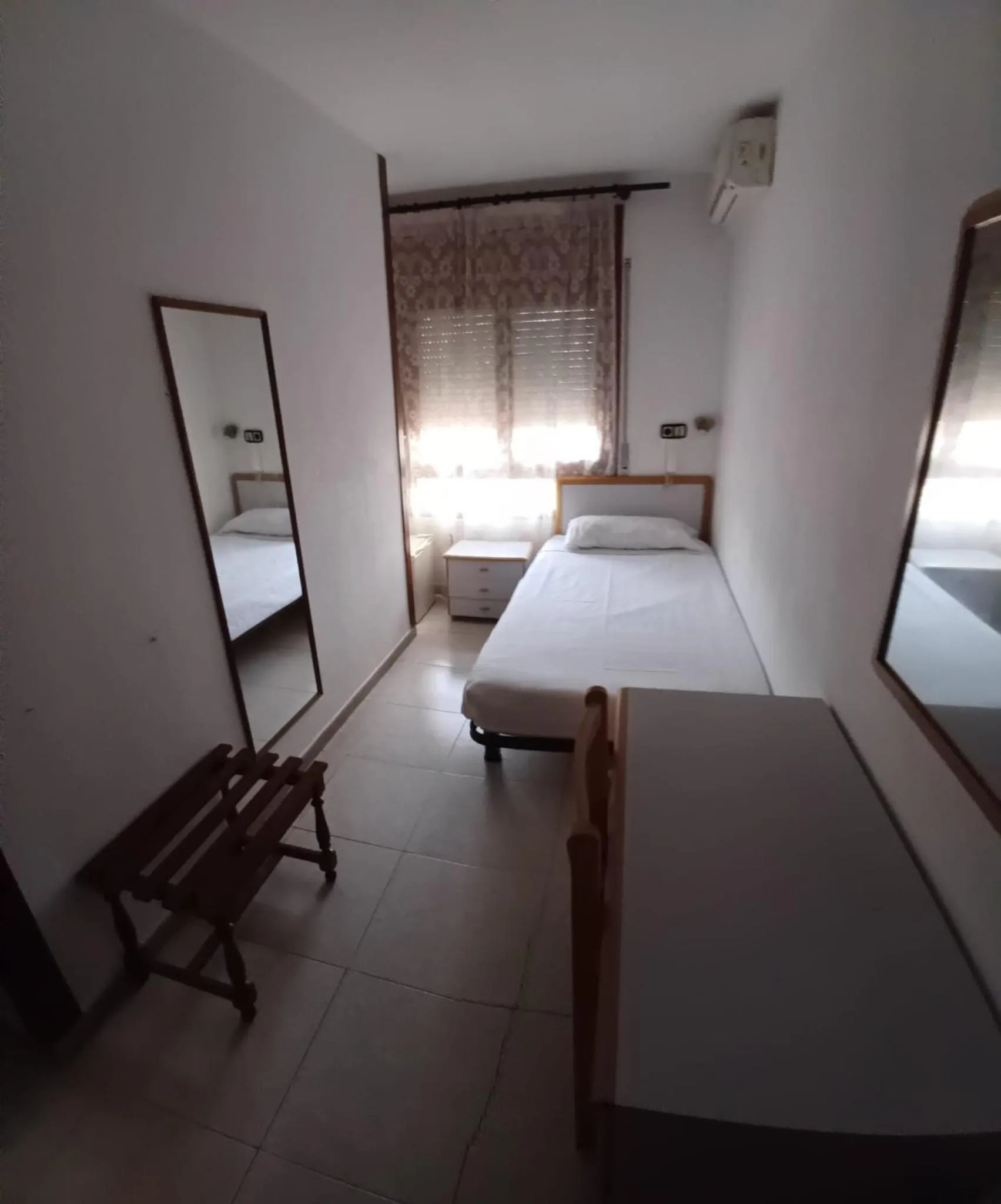 Bed in Hostal Lizana 2