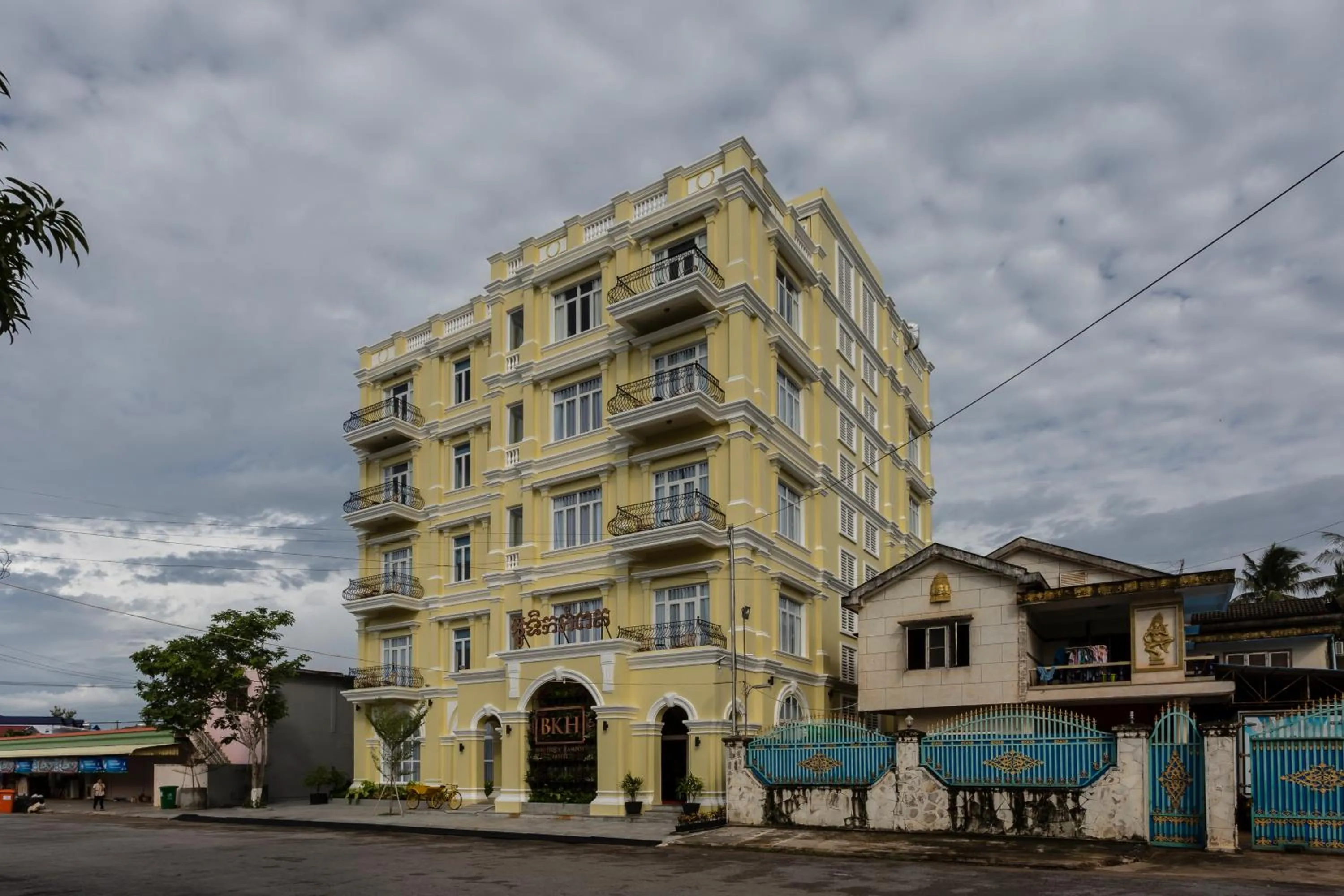 Facade/entrance in Boutique Kampot Hotel