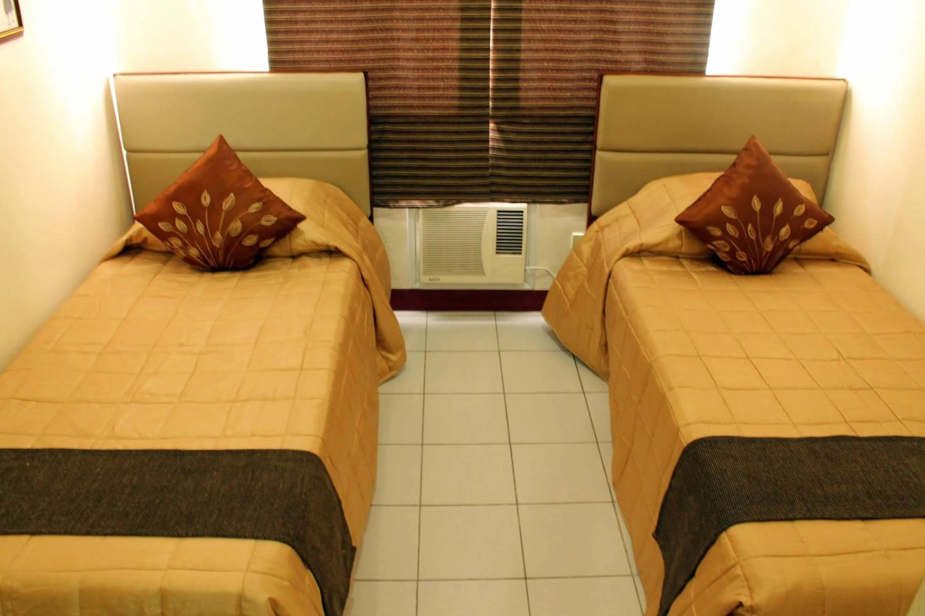 Property building in La Casarita