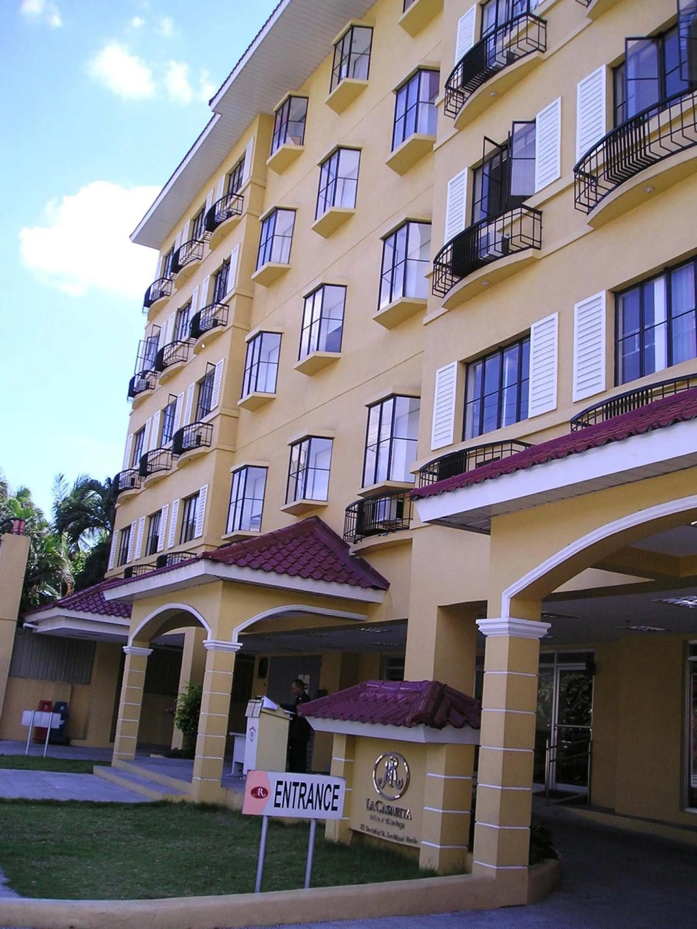 Property building in La Casarita