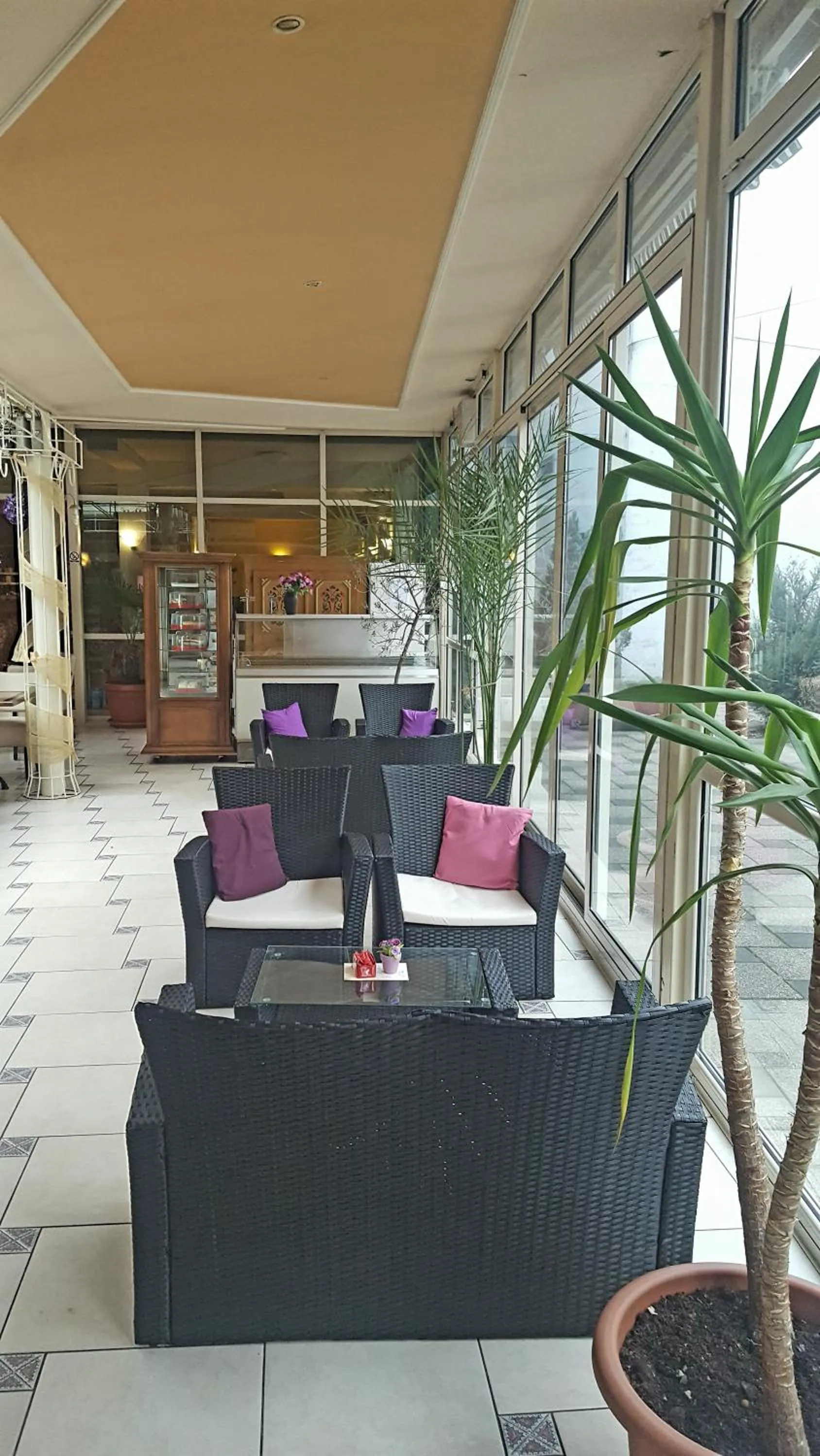 Communal lounge/ TV room in Hotel Kralj Tomislav