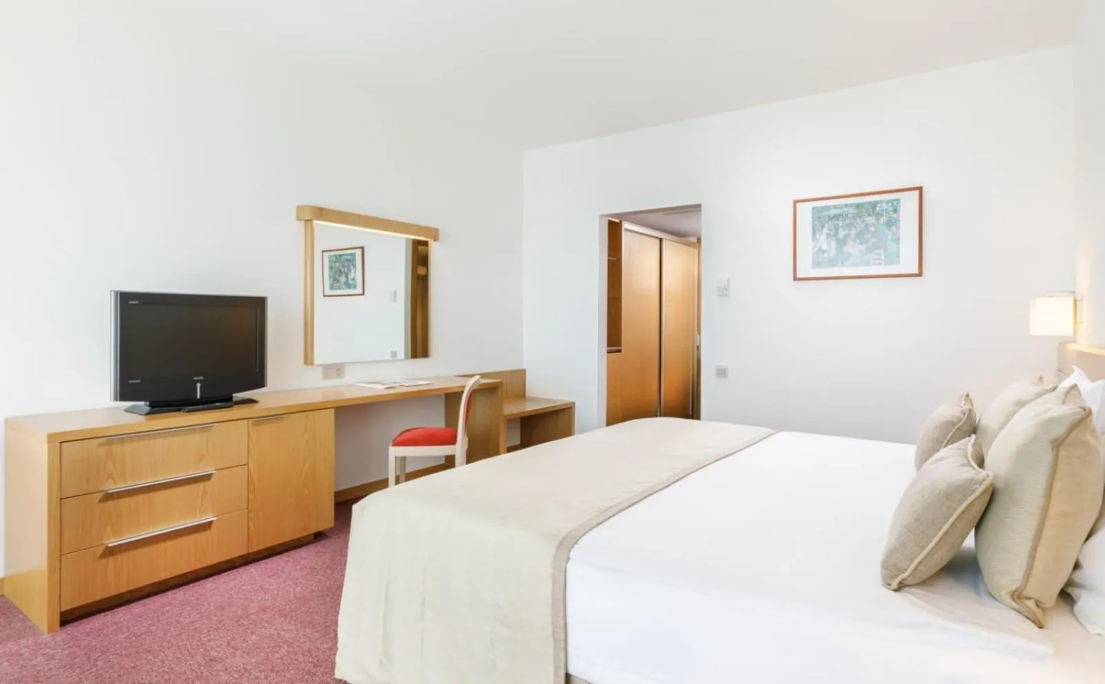 Bed in Grand Hotel Ontur Cesme