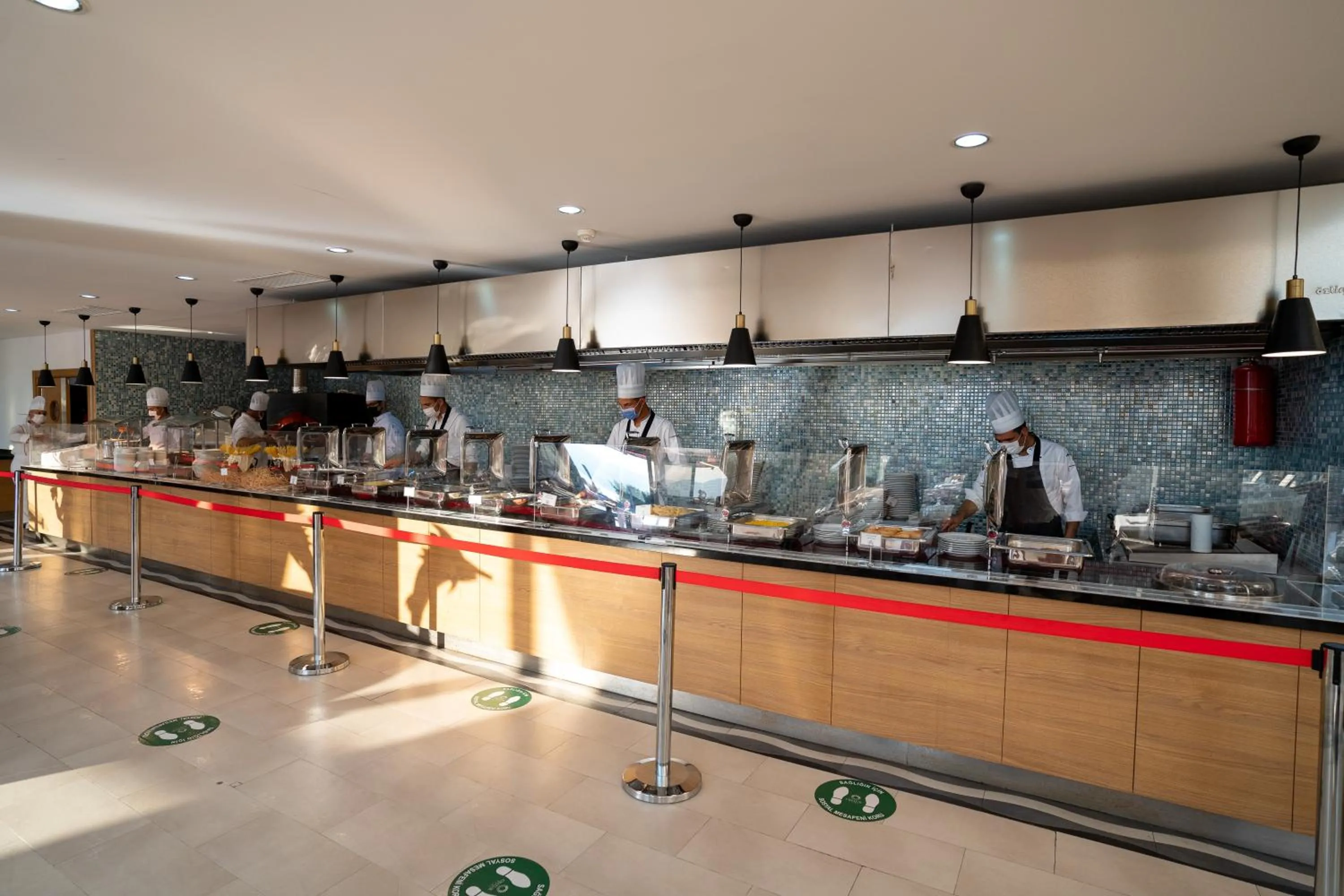 Restaurant/places to eat in Grand Hotel Ontur Cesme