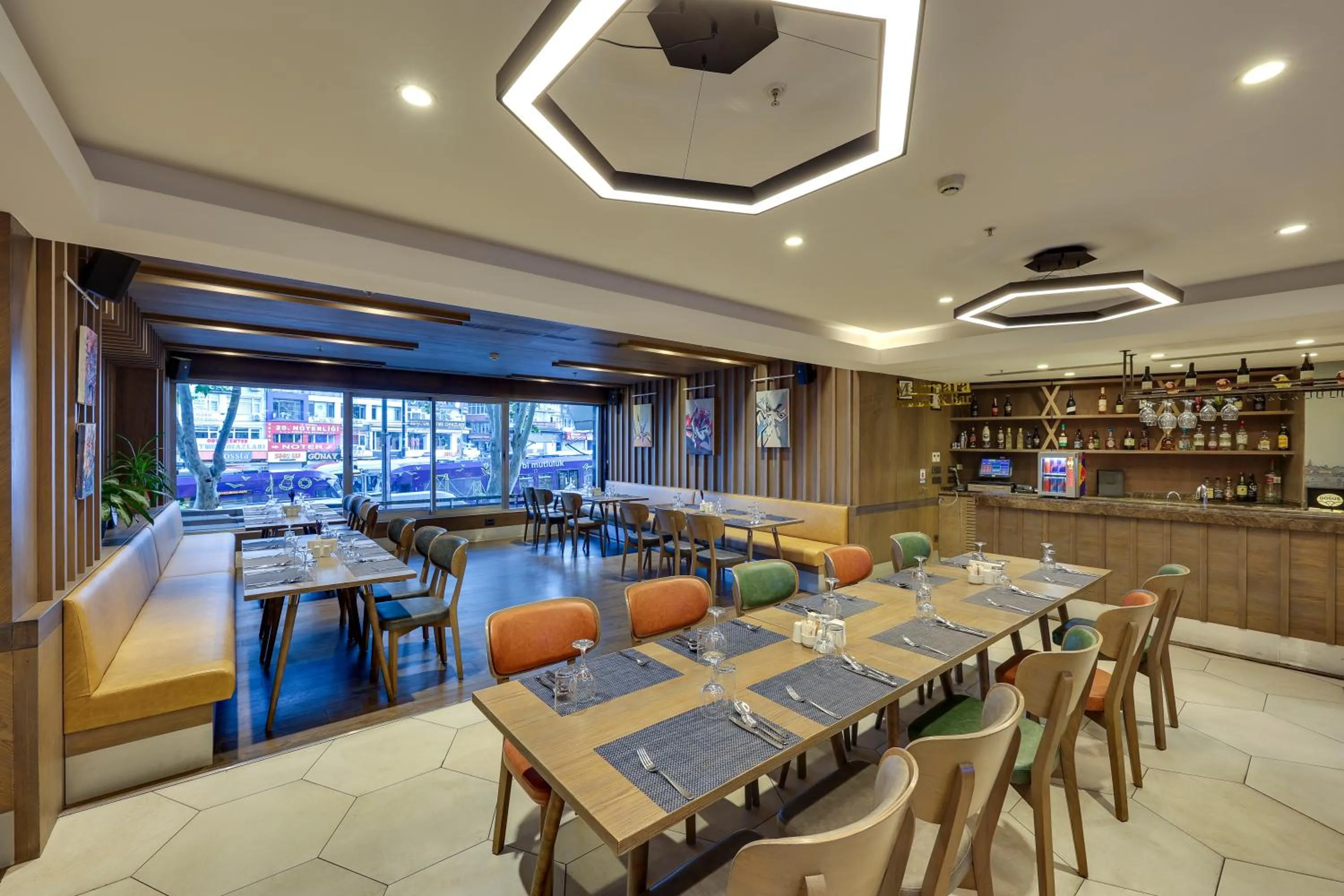 Restaurant/places to eat in Ramada by Wyndham Istanbul Old City