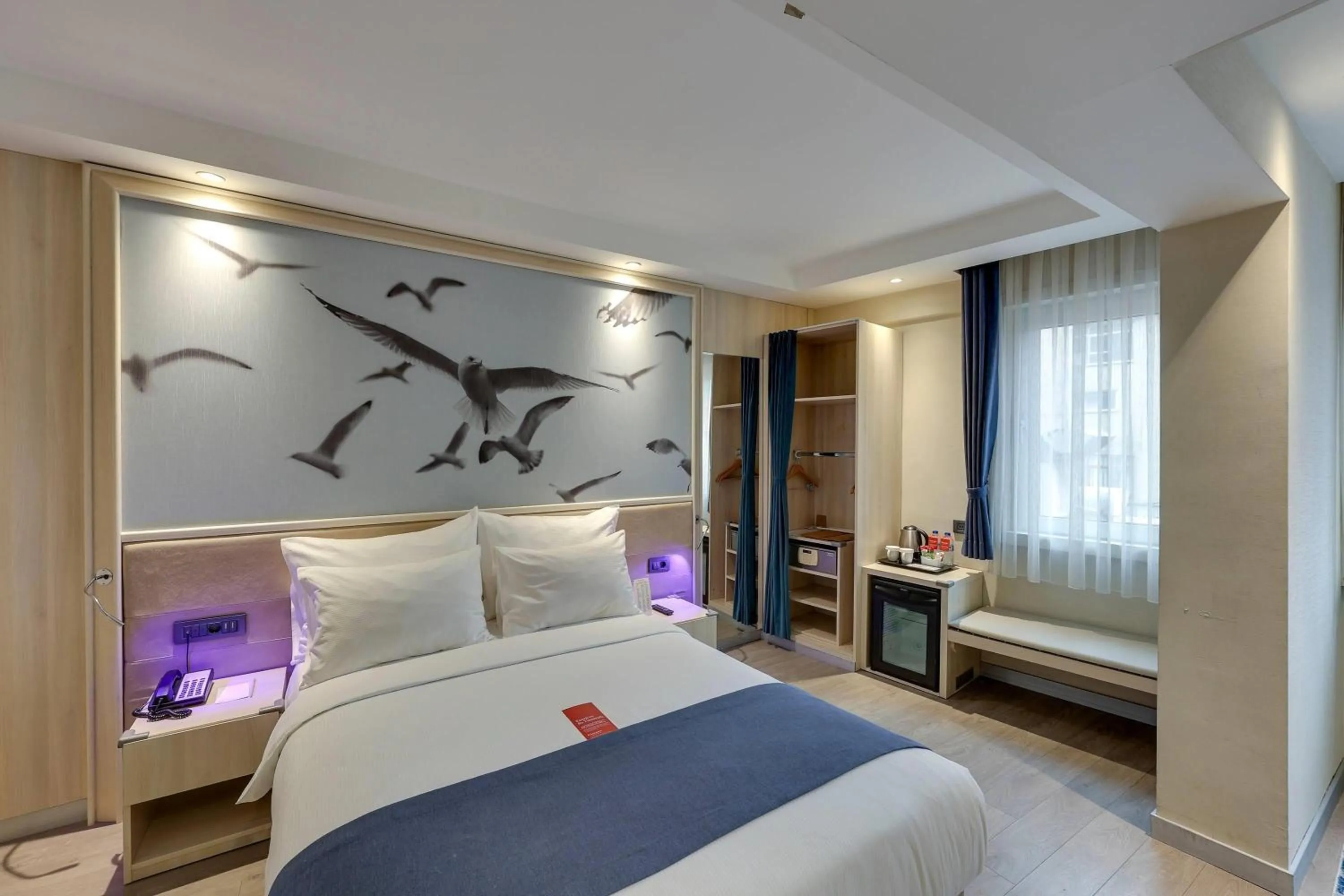 Photo of the whole room, Bed in Ramada by Wyndham Istanbul Old City