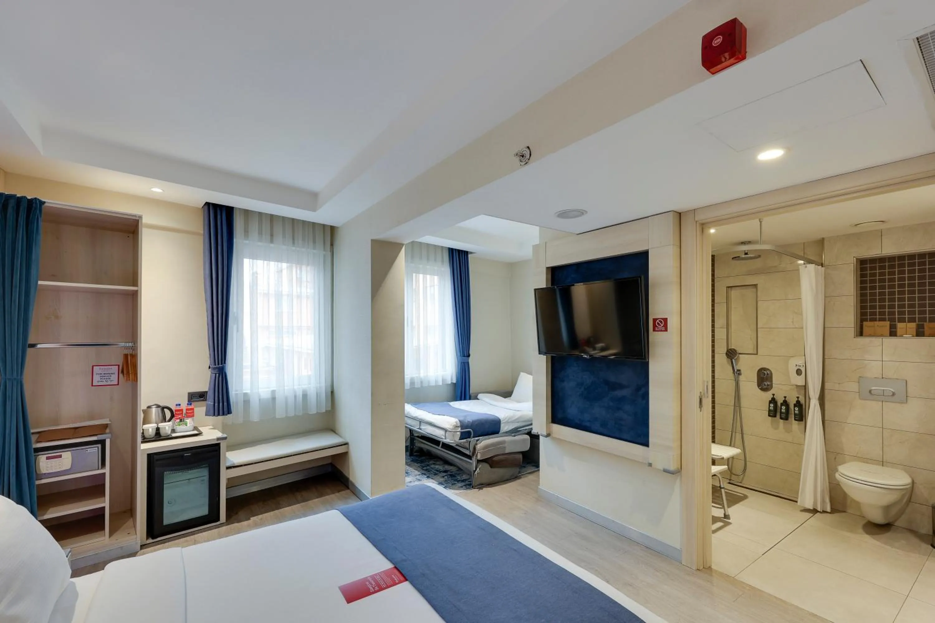 Bedroom, Bed in Ramada by Wyndham Istanbul Old City
