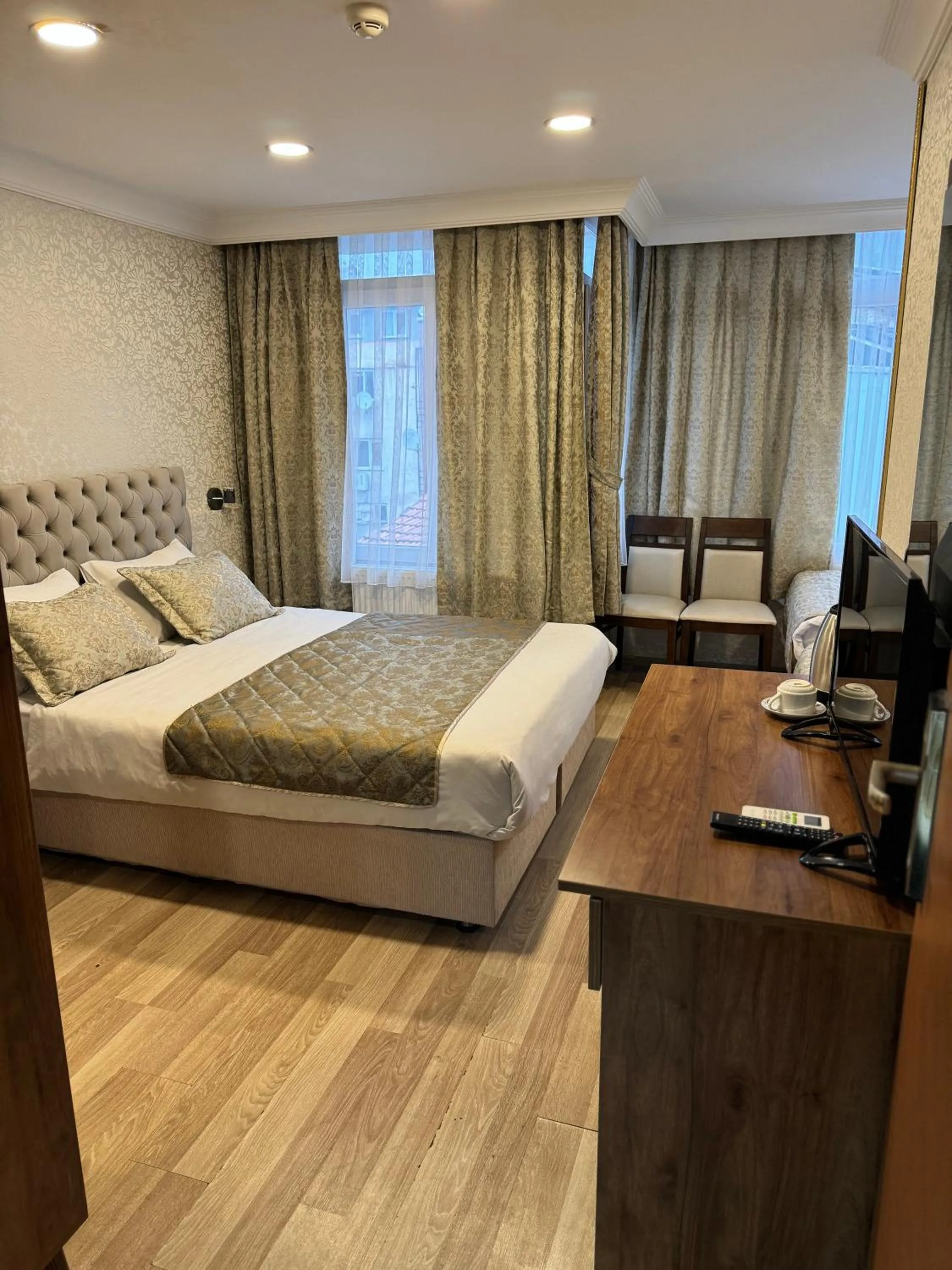 Bed in Angels Garden Hotel - Special Catagory