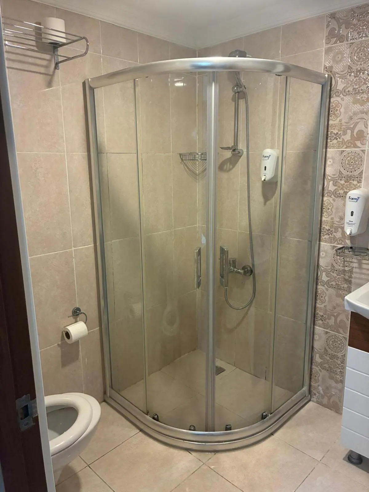 Shower in Angels Garden Hotel - Special Catagory