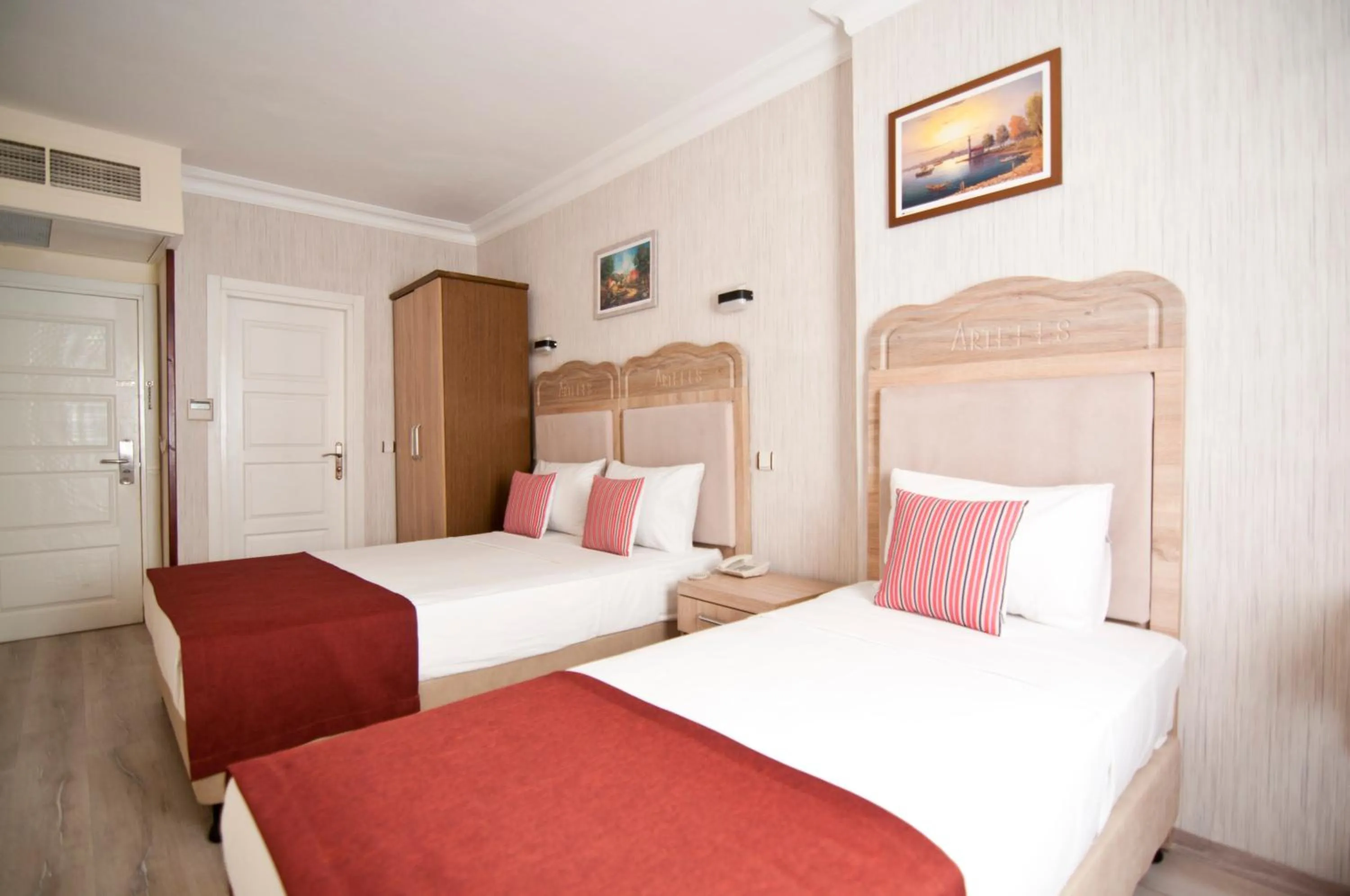 Bed in Artefes Hotel Old City