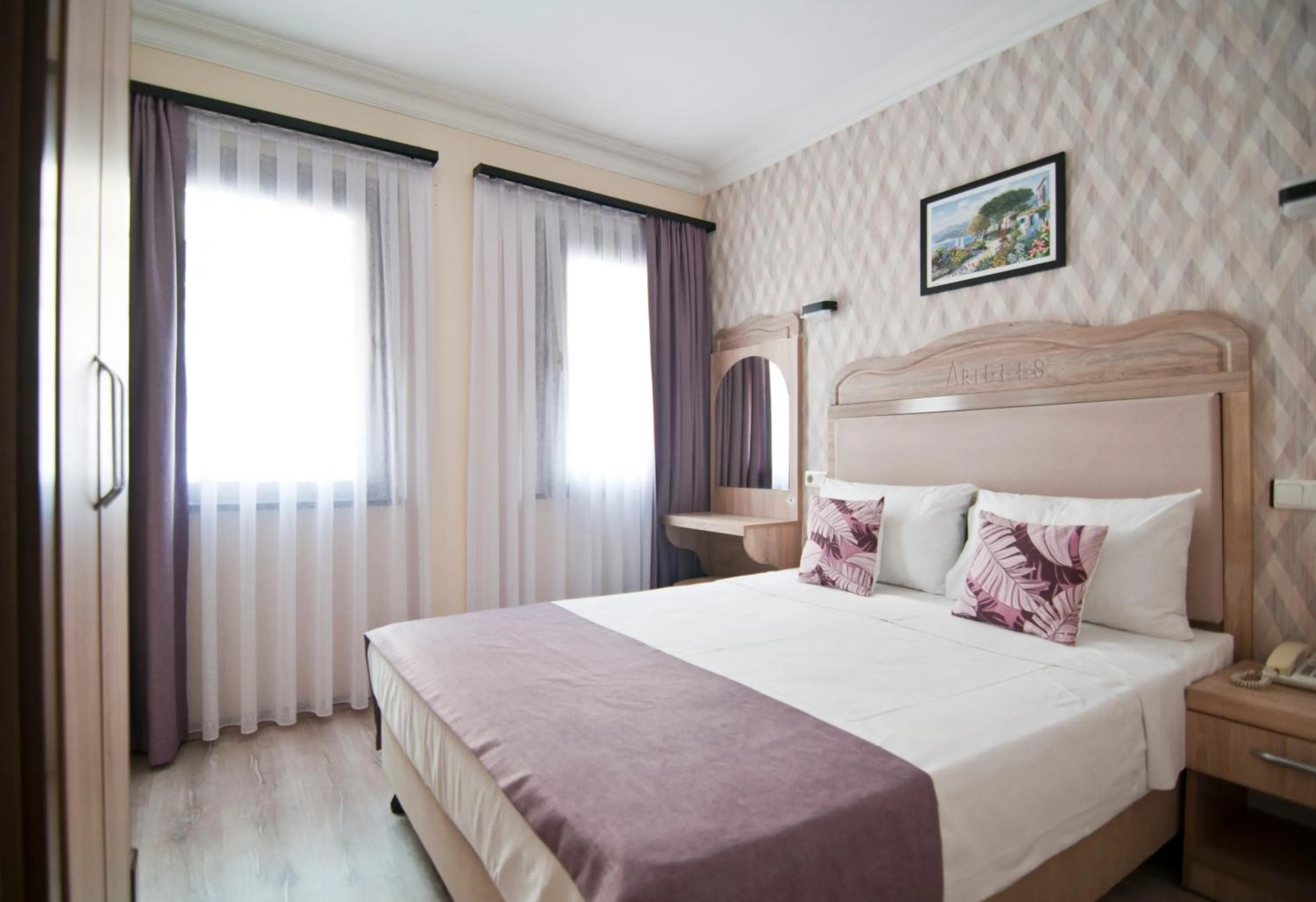 Bed in Artefes Hotel Old City