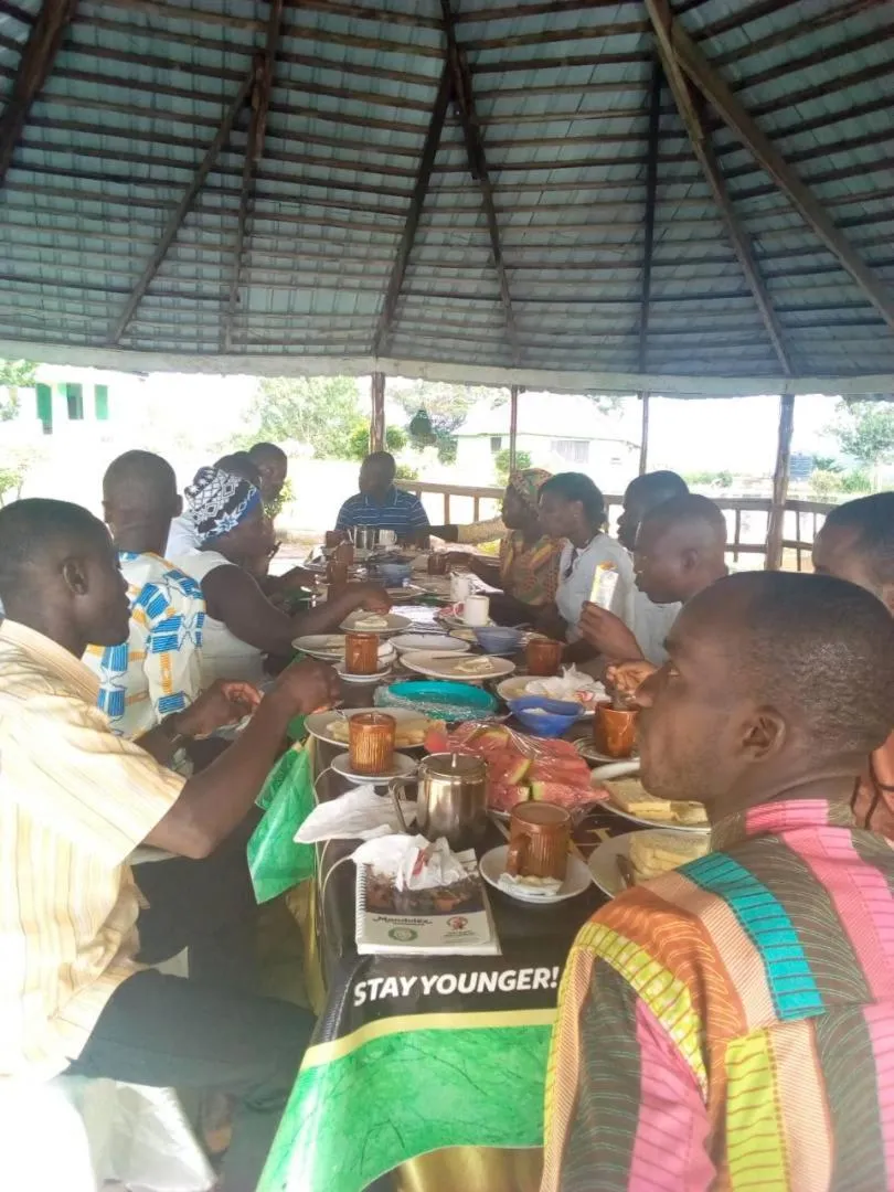 Restaurant/places to eat in Abuesi Beach Resort