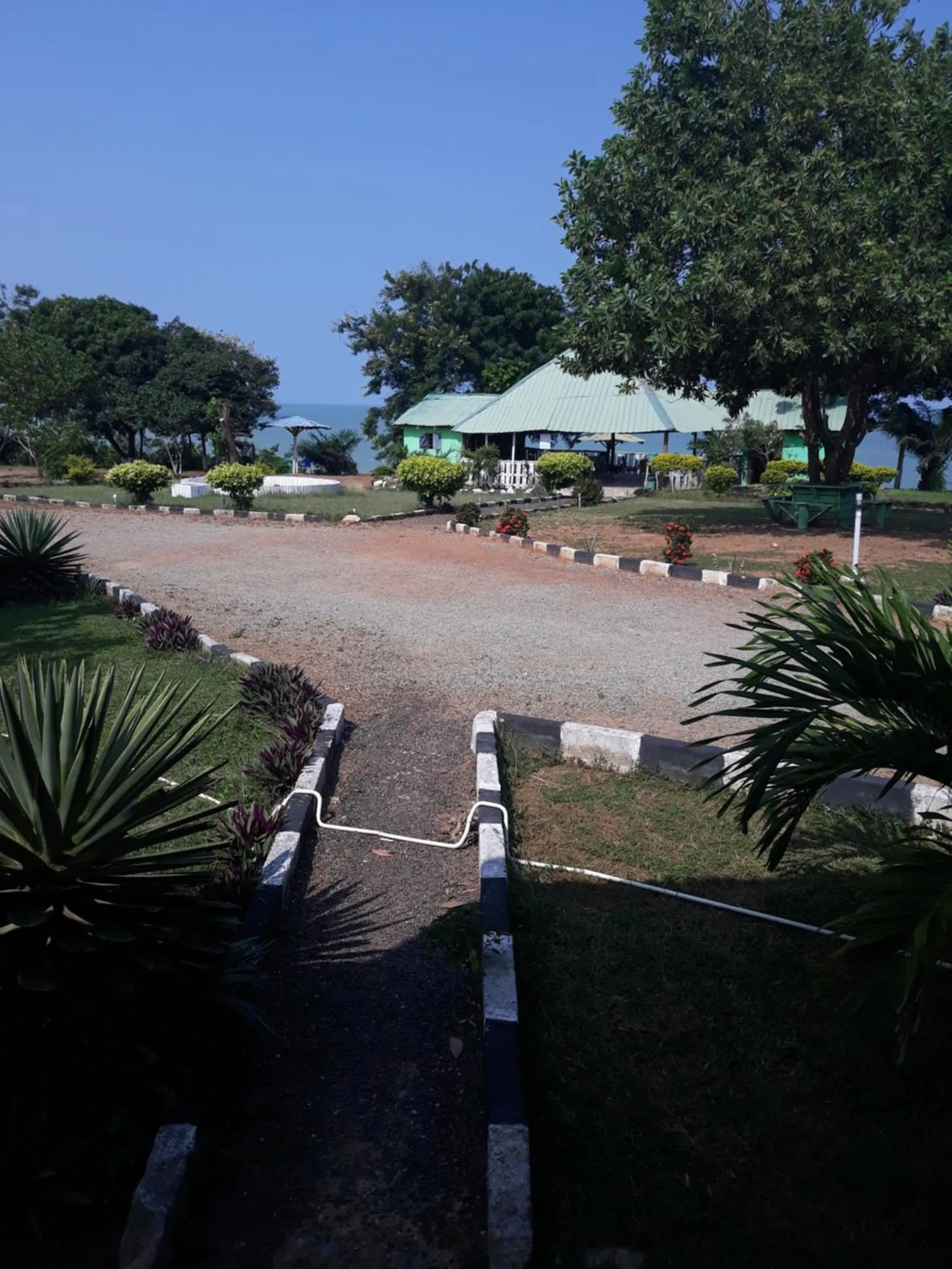 Abuesi Beach Resort