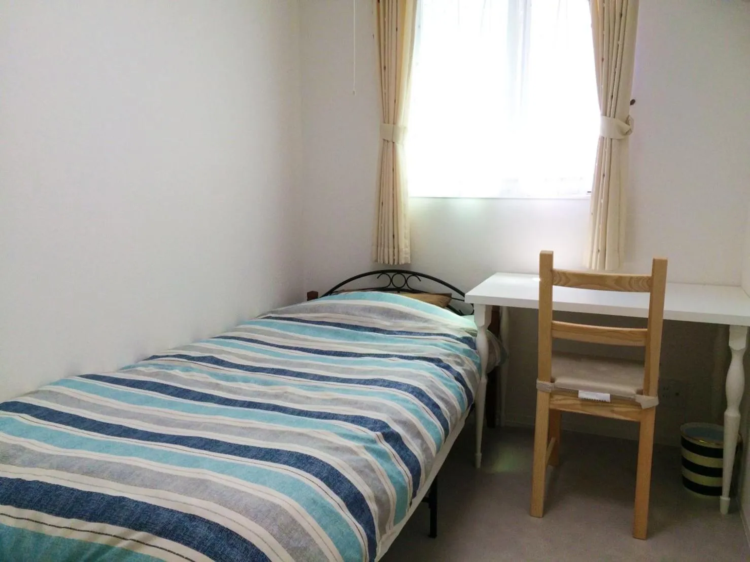 Day, Bed in Plage Yuigahama