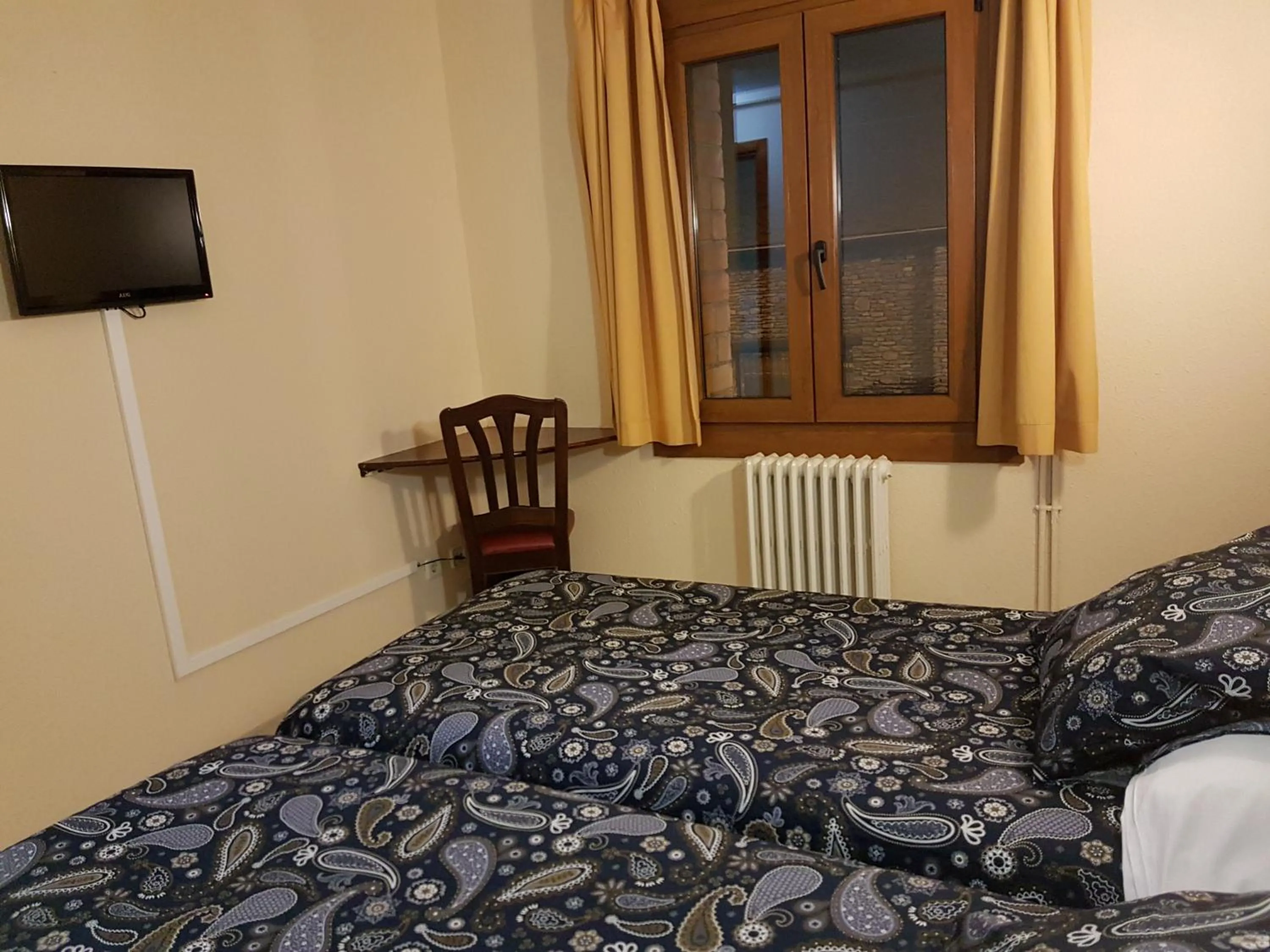 Bed in Hotel Arinsal