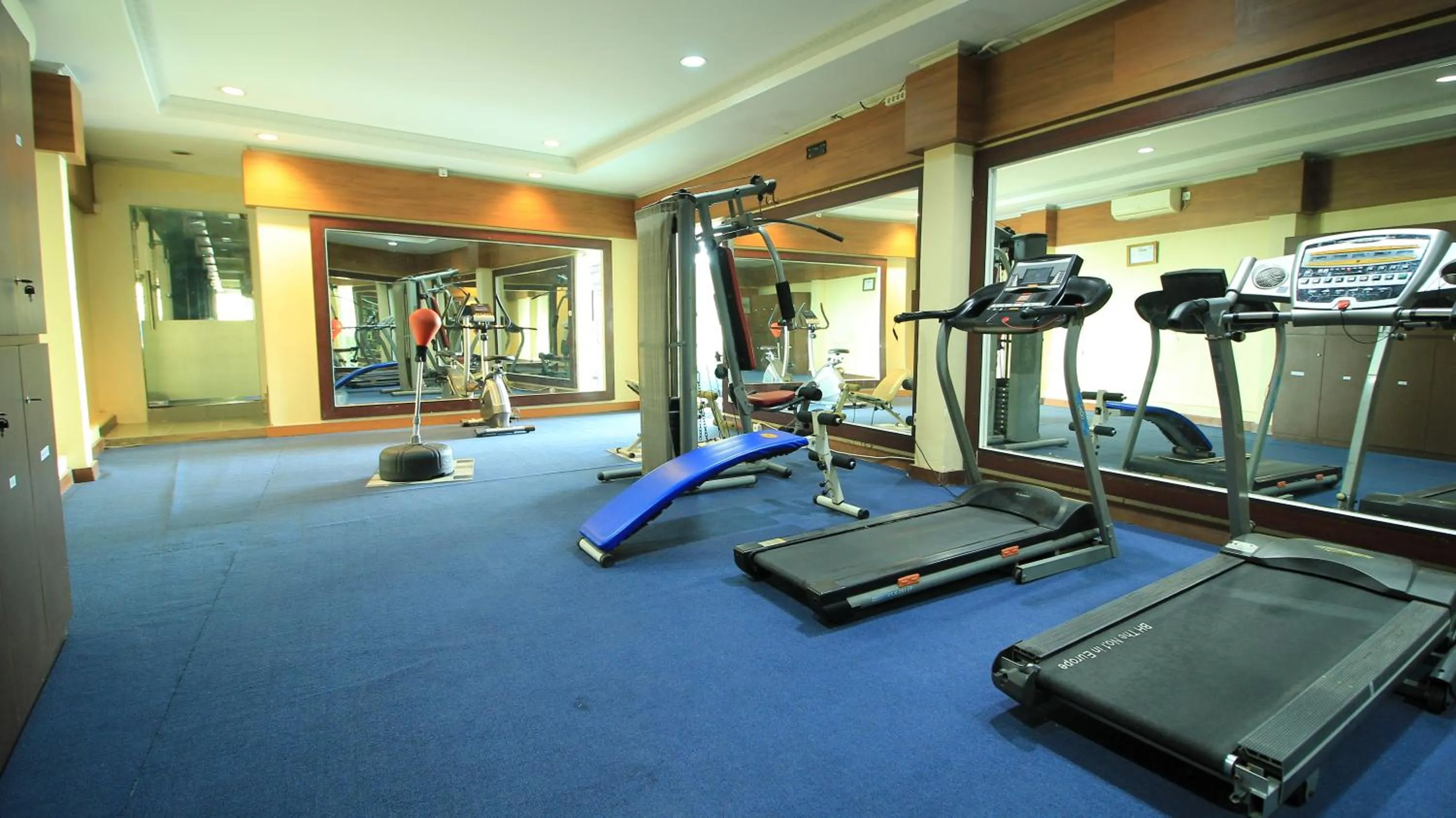 Fitness centre/facilities in Allisa Resort Hotel