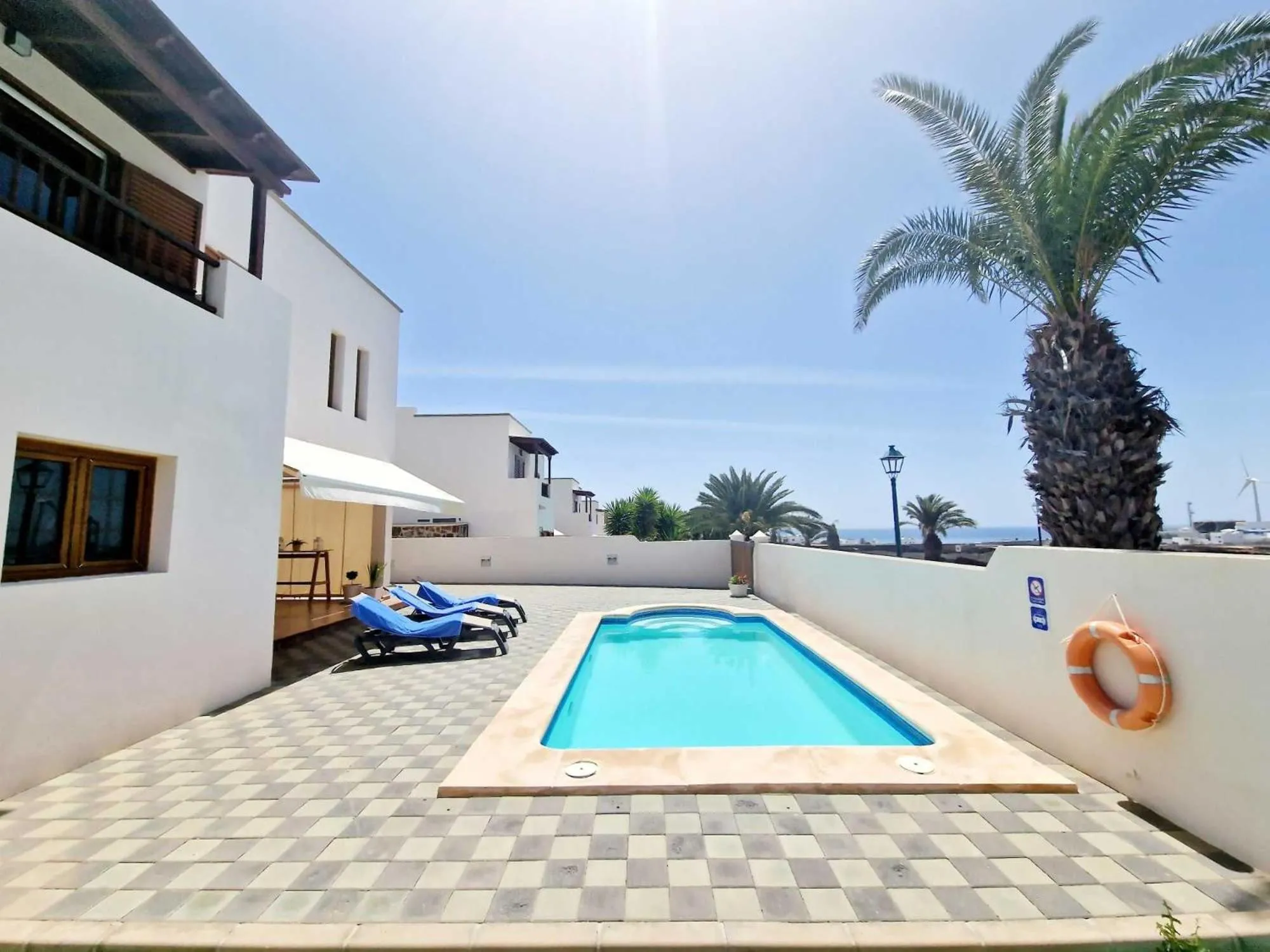 Swimming pool in Casa Daniela en Costa Teguise
