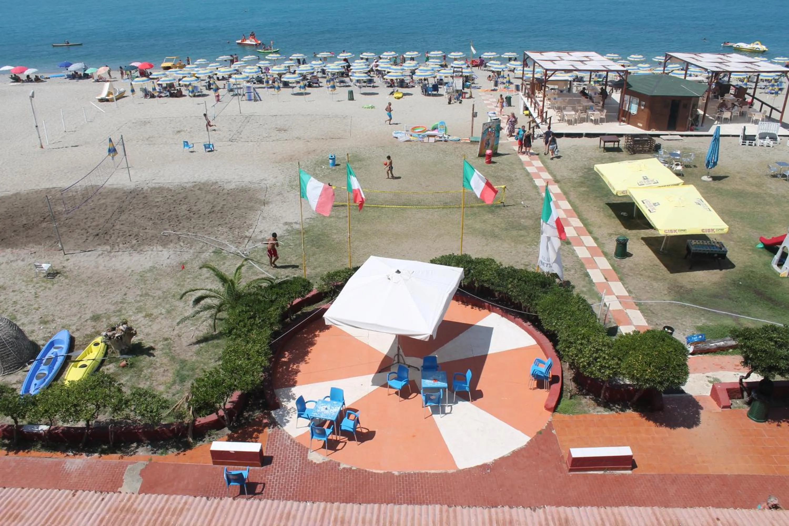 Restaurant/places to eat in Hotel South Paradise