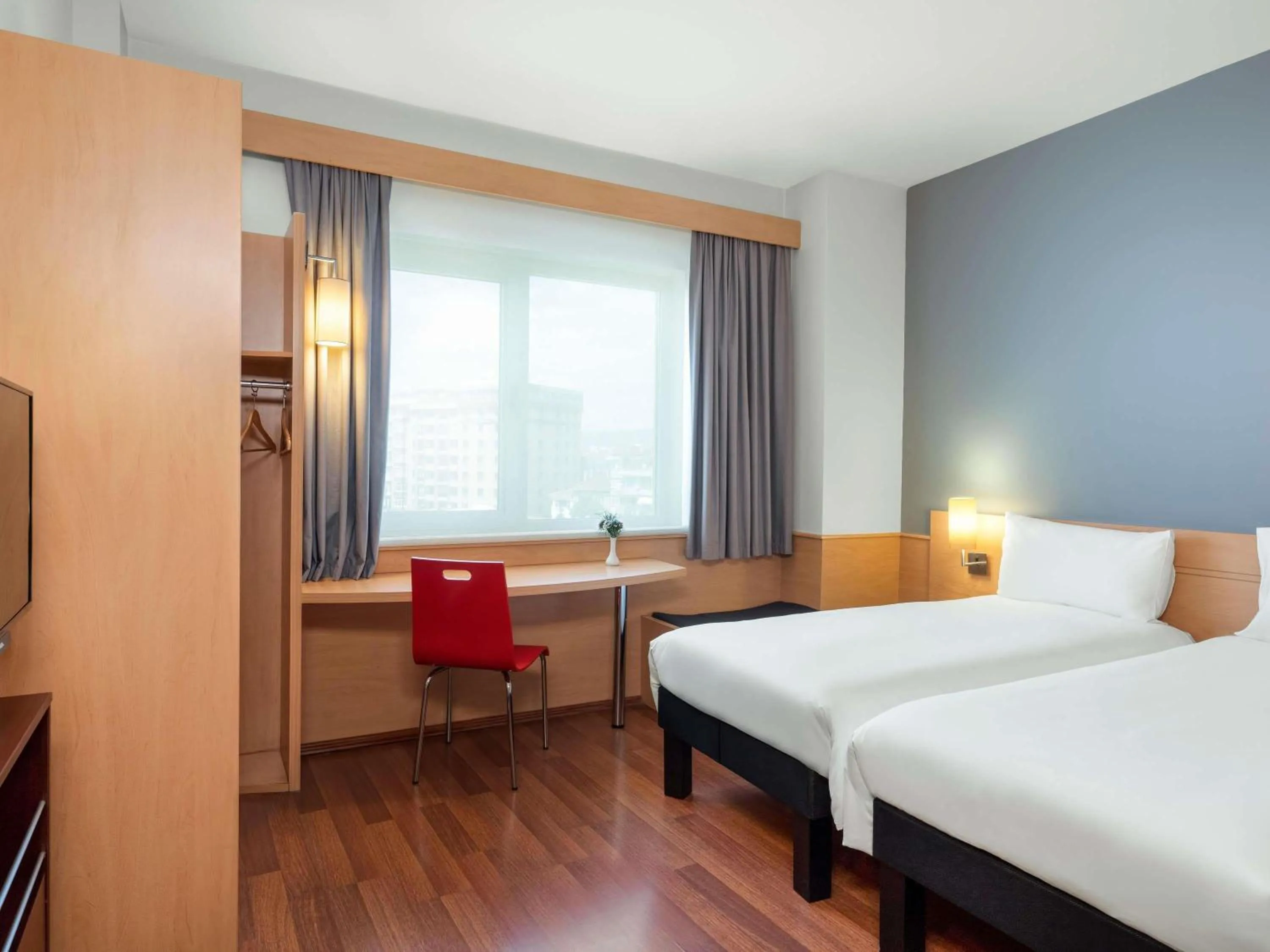 Bedroom, Bed in Ibis Eskisehir