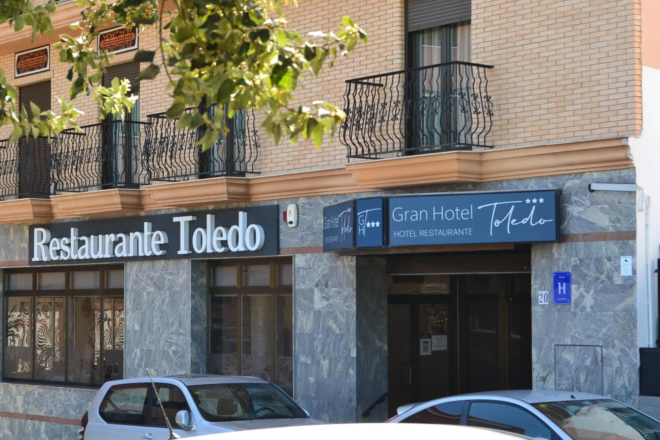 Property building in Gran Hotel Toledo