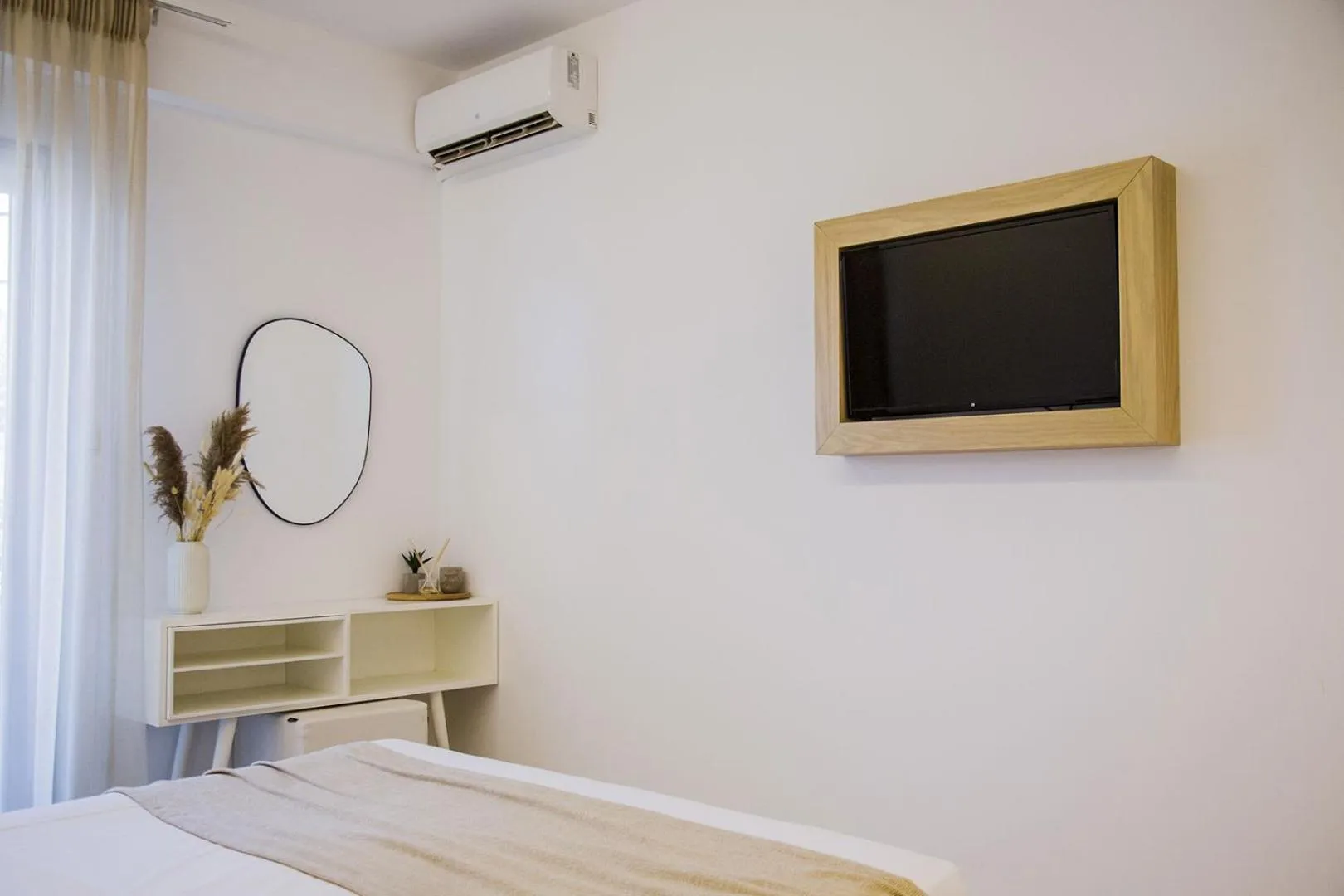 Bed in Kasta Beach Hotel