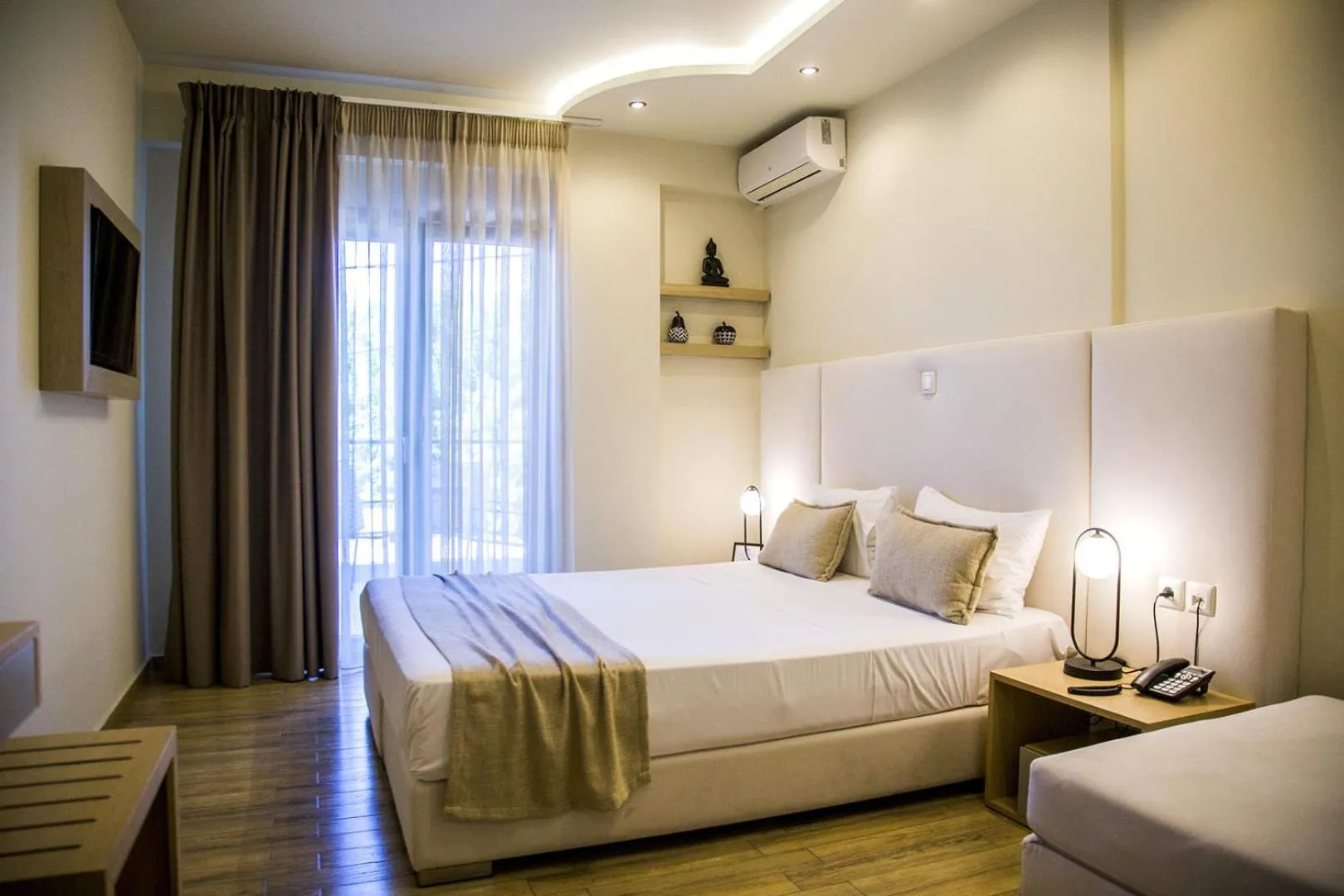 Bed in Kasta Beach Hotel